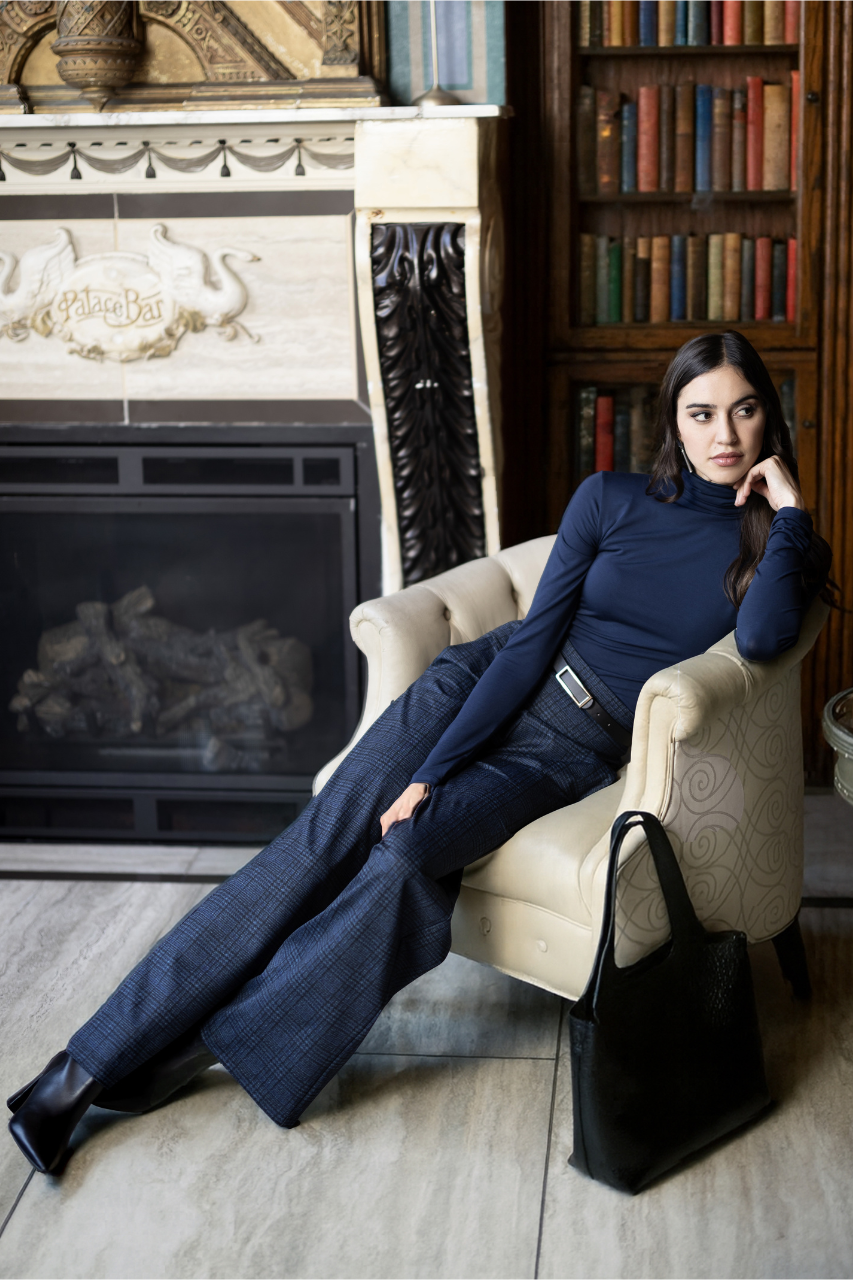 GRACE TURTLENECK: MARINE NAVY
