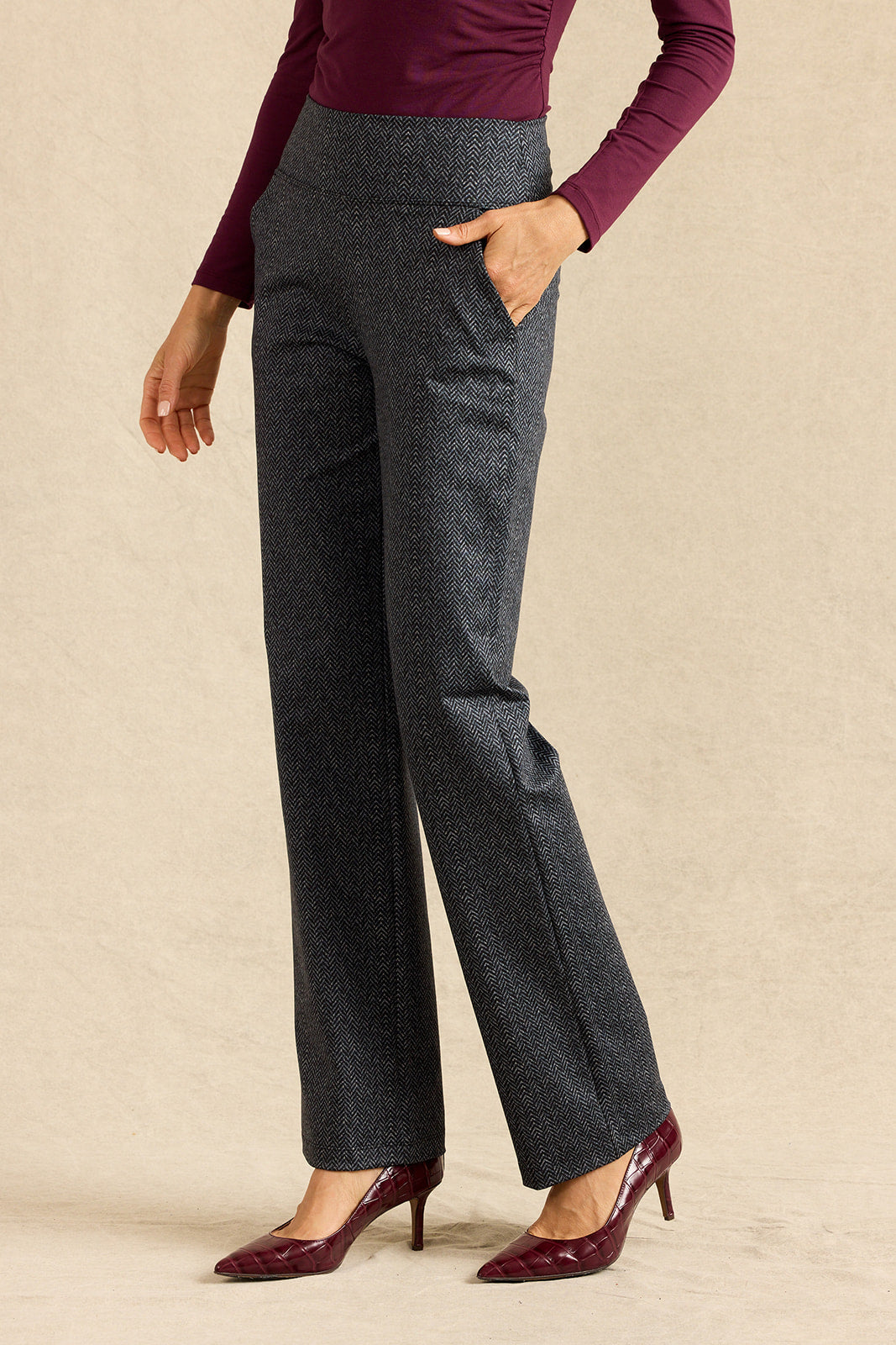 NINA STRAIGHT LEG PANT: CHARCOAL HERRINGBONE