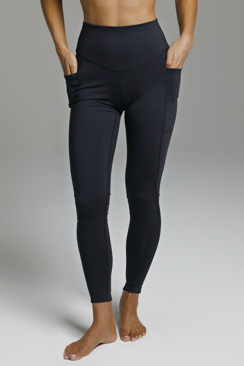 DUCHESS YOGA 7/8 LEGGING: BLACK