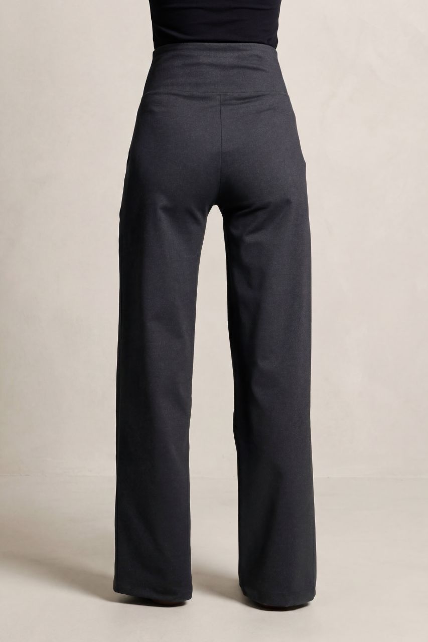 HIGH WAIST WIDE LEG PANT: CHARCOAL PONTE