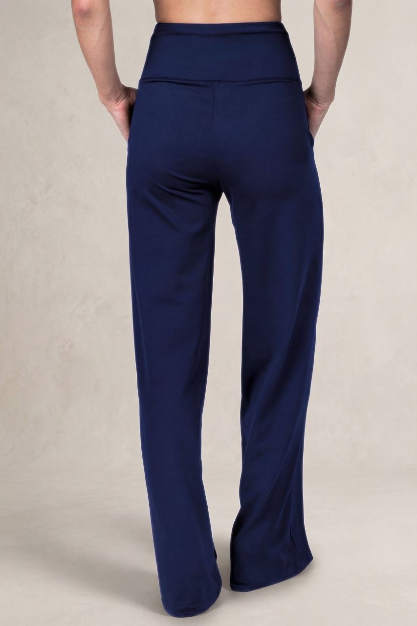 HIGH WAIST WIDE LEG PANT: OXFORD NAVY PONTE