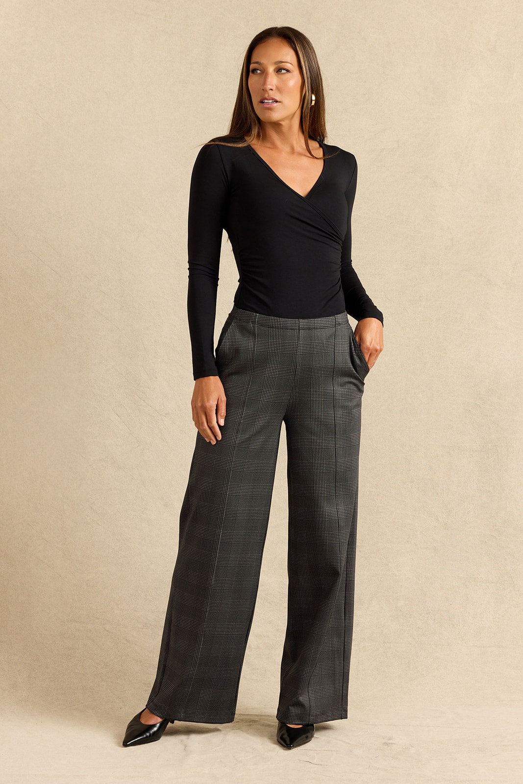 LEAH WIDE LEG PANT: CHARCOAL GLEN PLAID