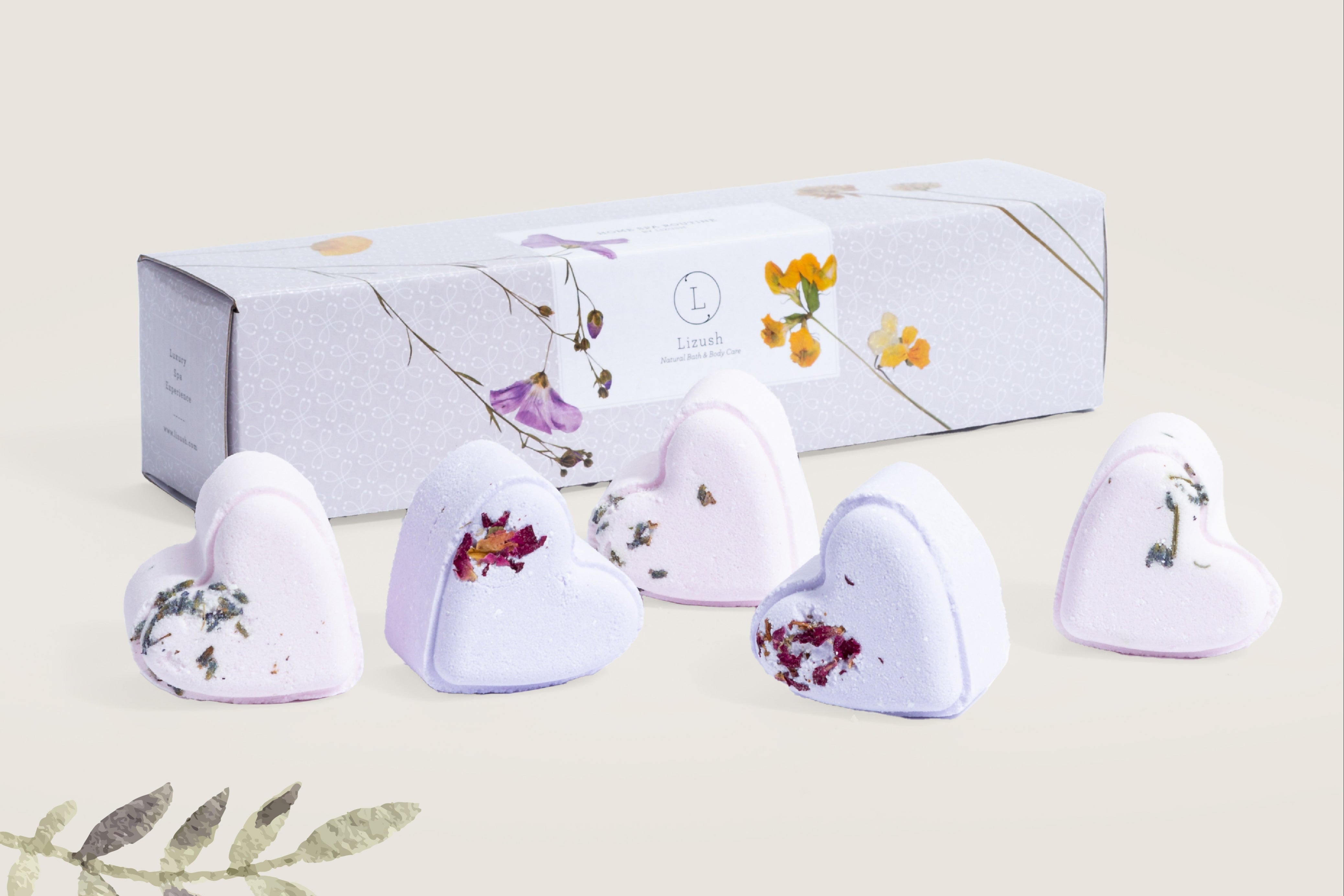 Valentine's Day best Bath Bombs Gift - Lavender - a Set of 5 Heart Shaped Gift box