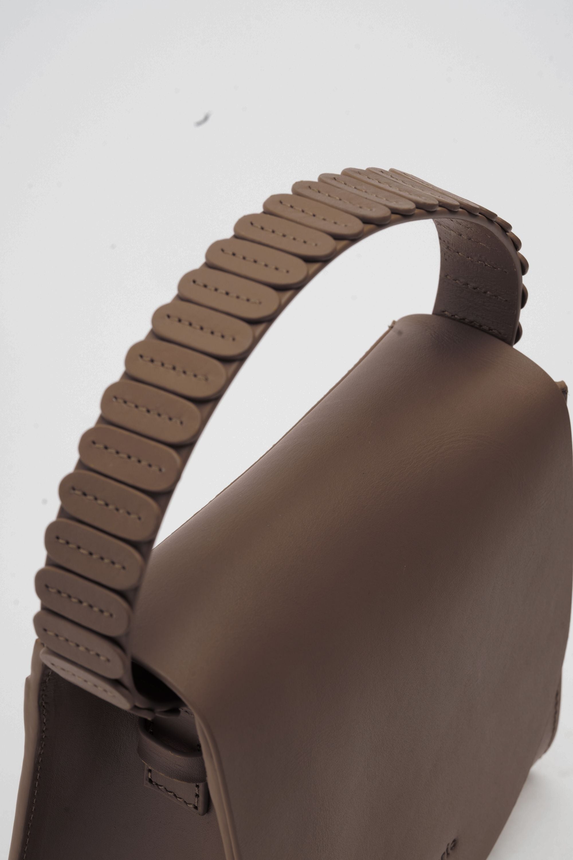 Ecotorie - Margaux Chocolate Crossbody