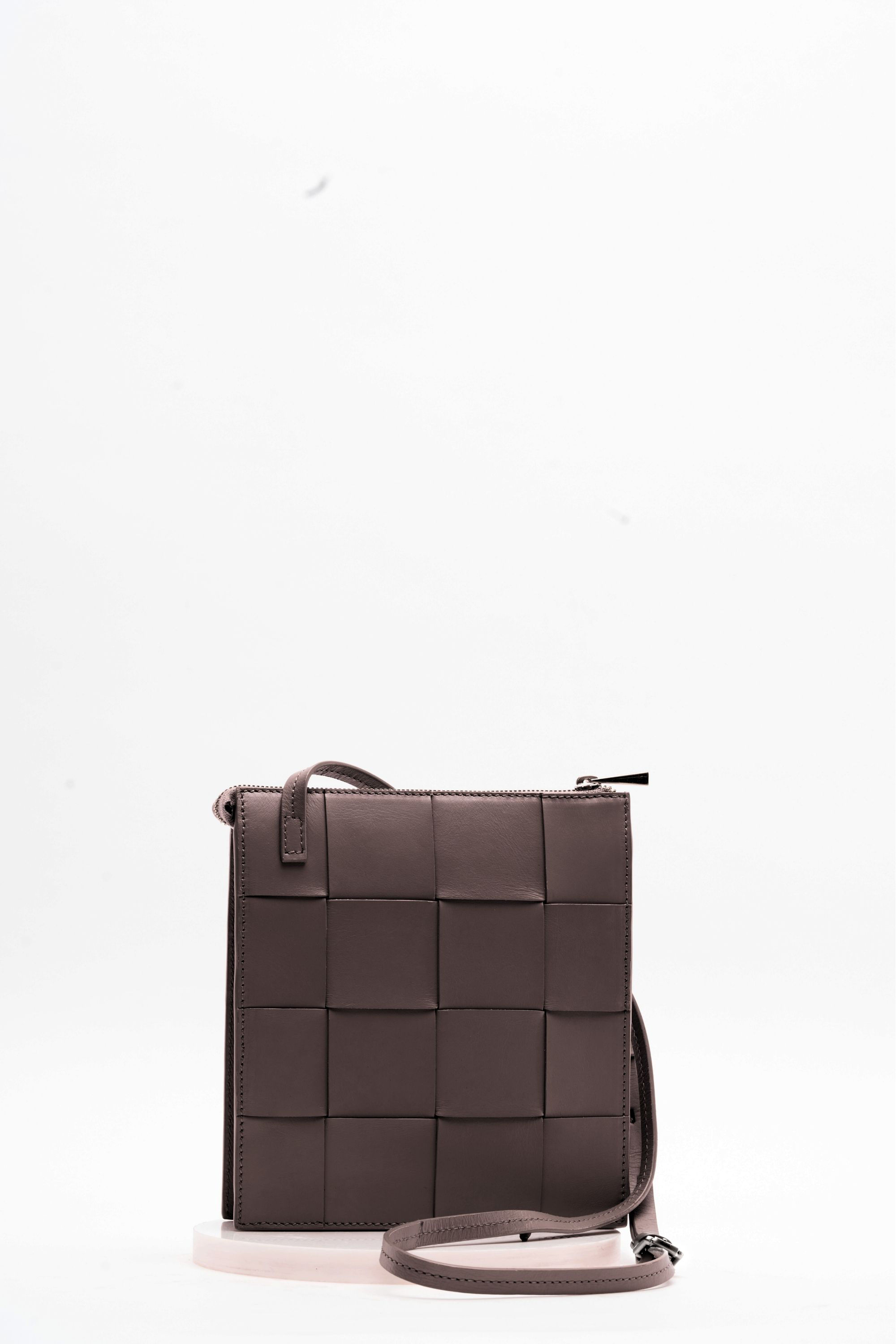 Ecotorie - Polly Bitter Cocoa Woven Crossbody Bag