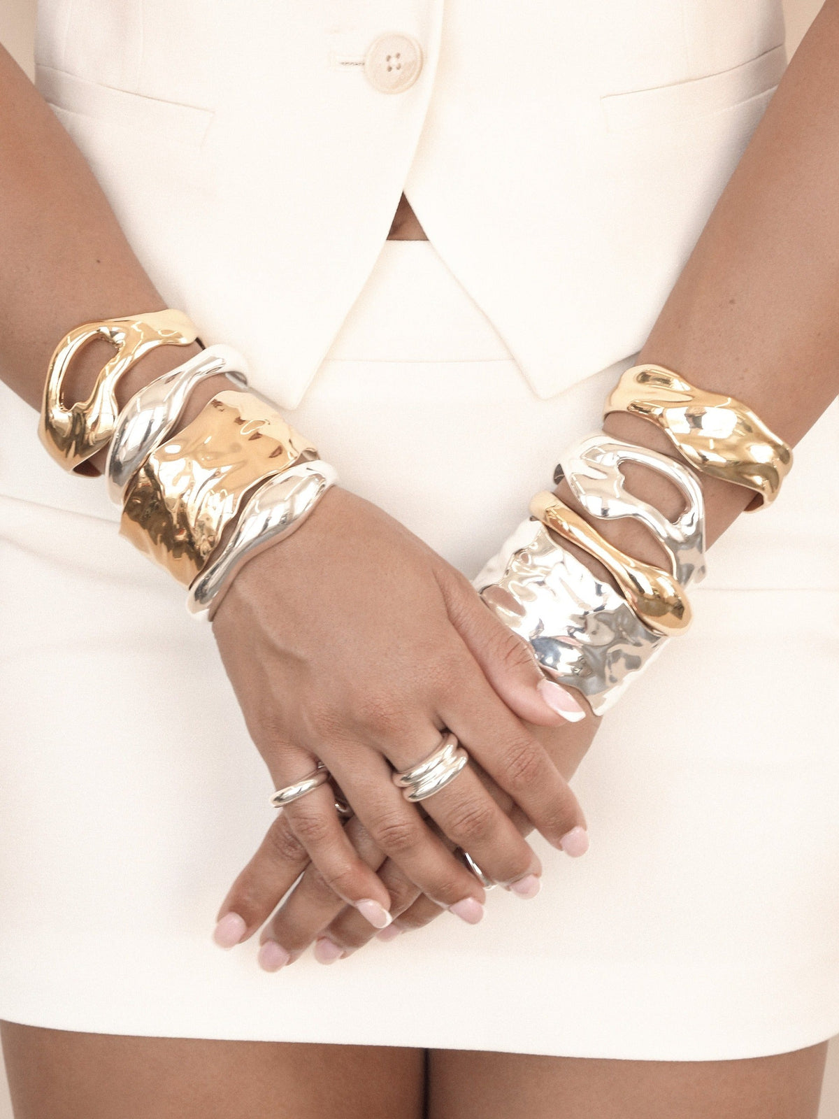 Thick Sculpted Cuff