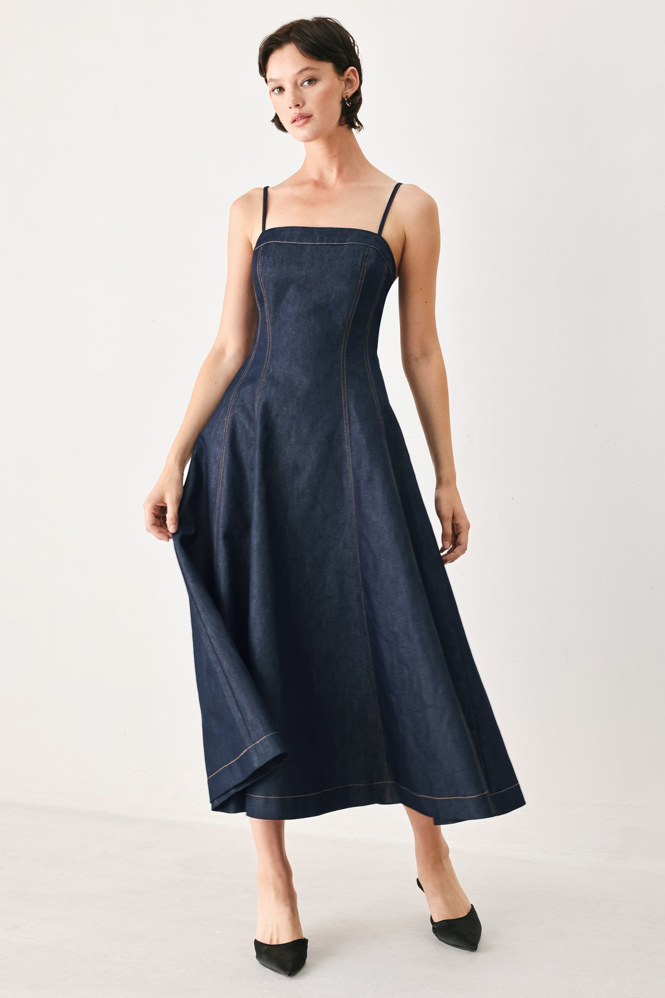 THE COASTAL DENIM WOVEN MIDI DRESS l FLYING TOMATO DARK DENIM / M