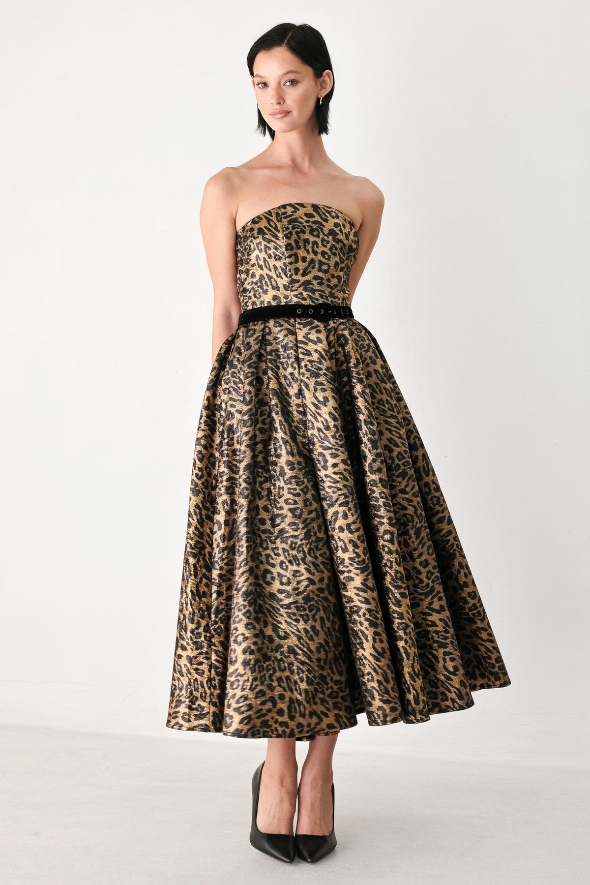 WILDLY GOLDEN LEOPARD STRAPLESS MIDI DRESS