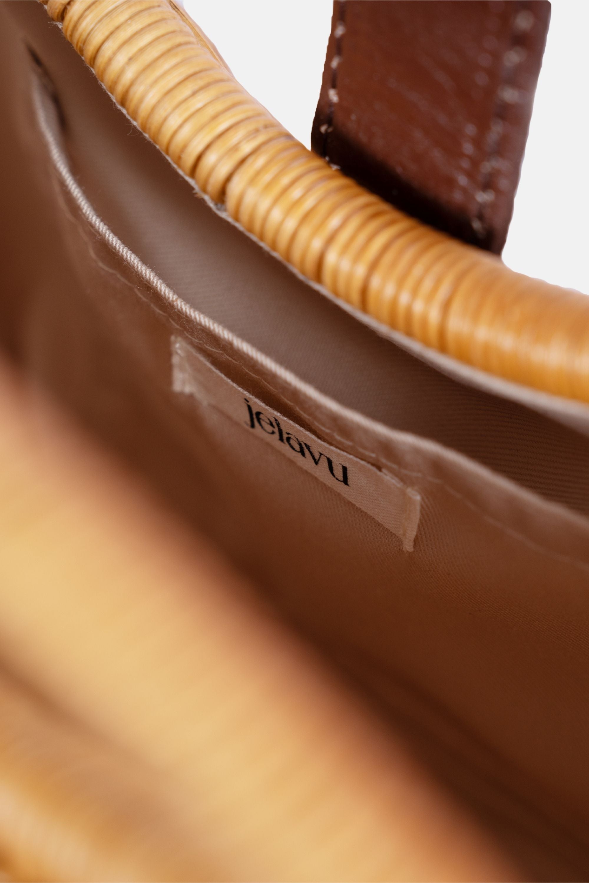 Jelavu Artemis Natural Medium Satchel
