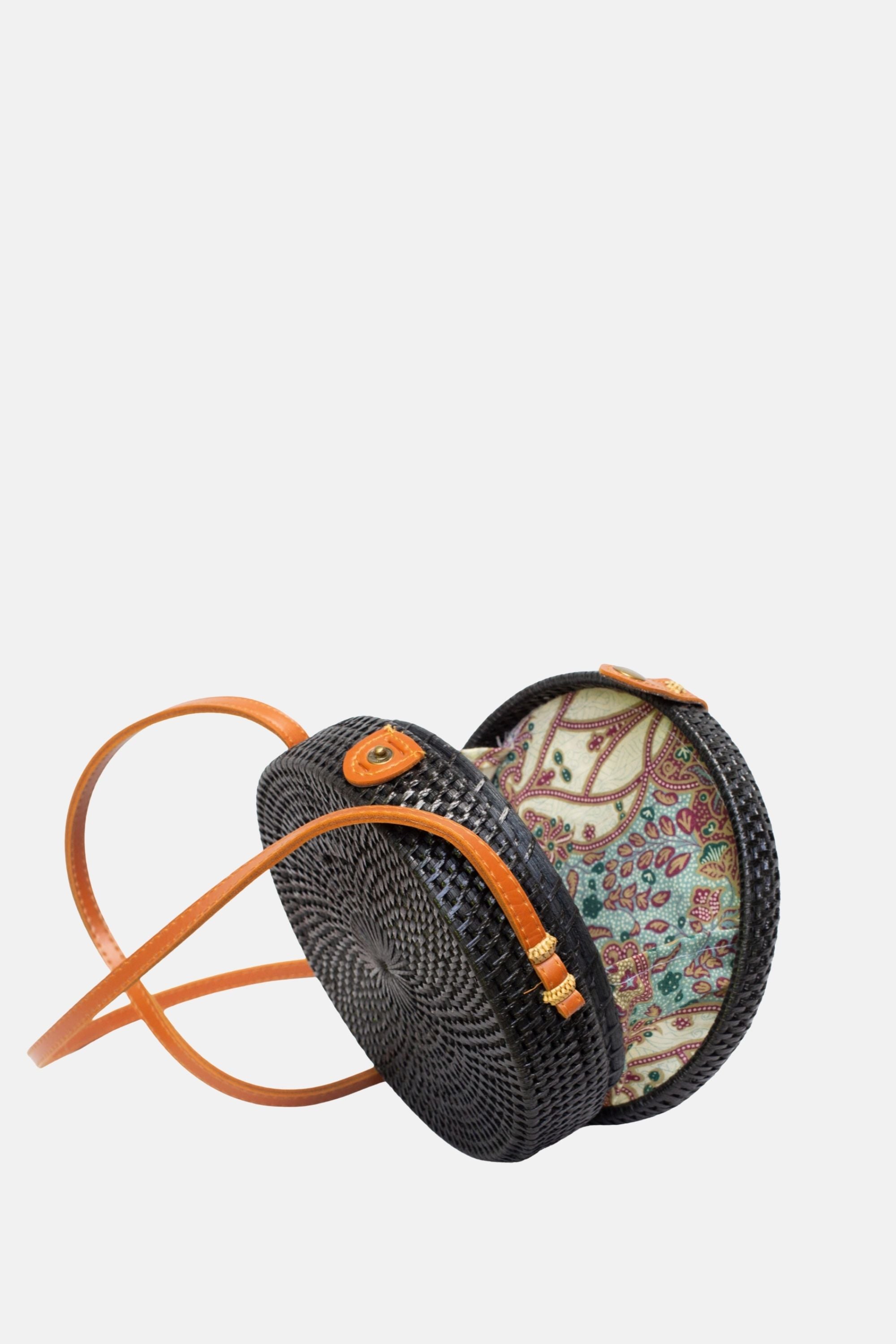 Jelavu Ata Bali Black Small Crossbody