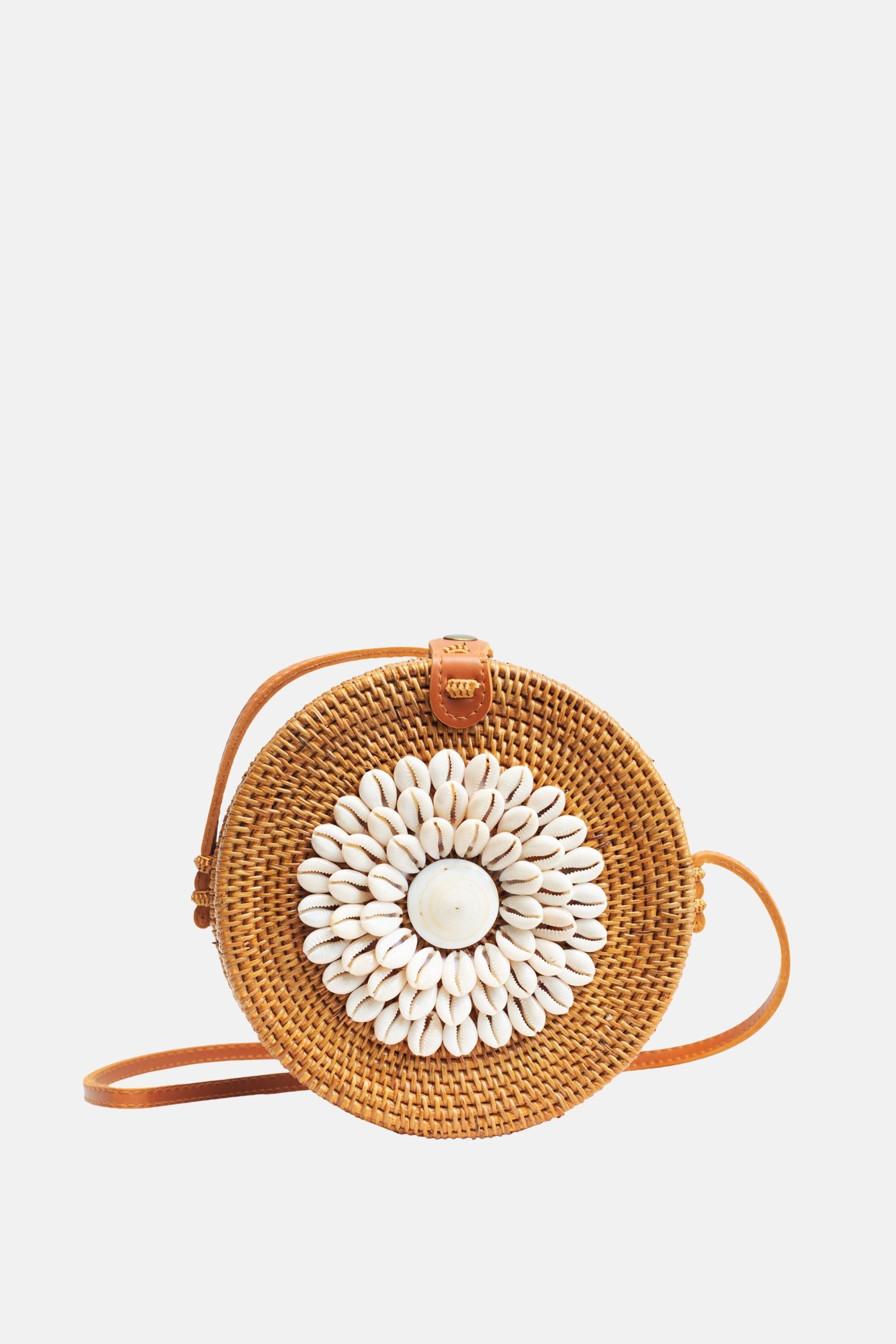 Jelavu - Ata Kauri Rattan Small Crossbody Natural Seashells - Tan