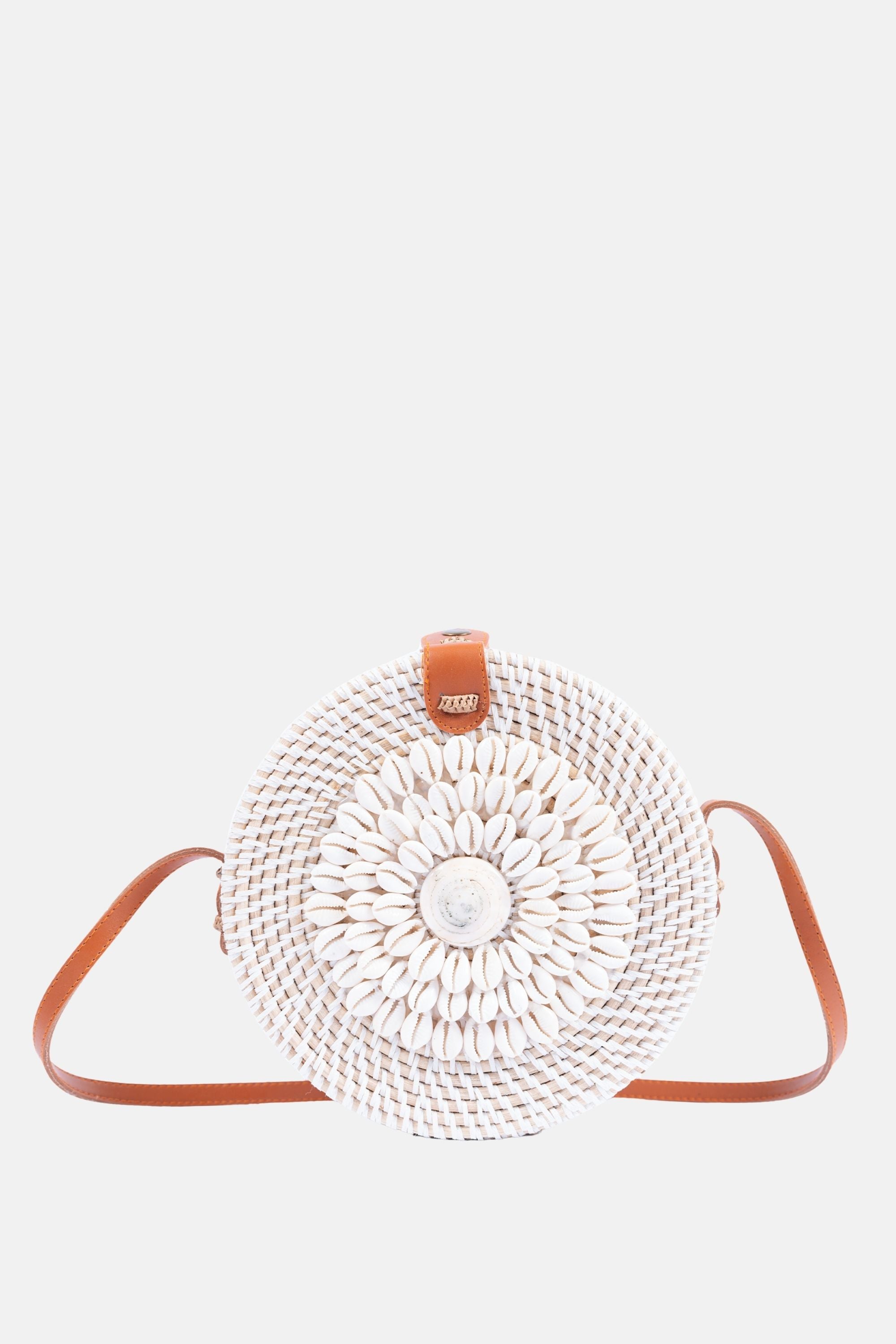 Jelavu - Ata Kauri Rattan Small Crossbody Natural Seashells - White