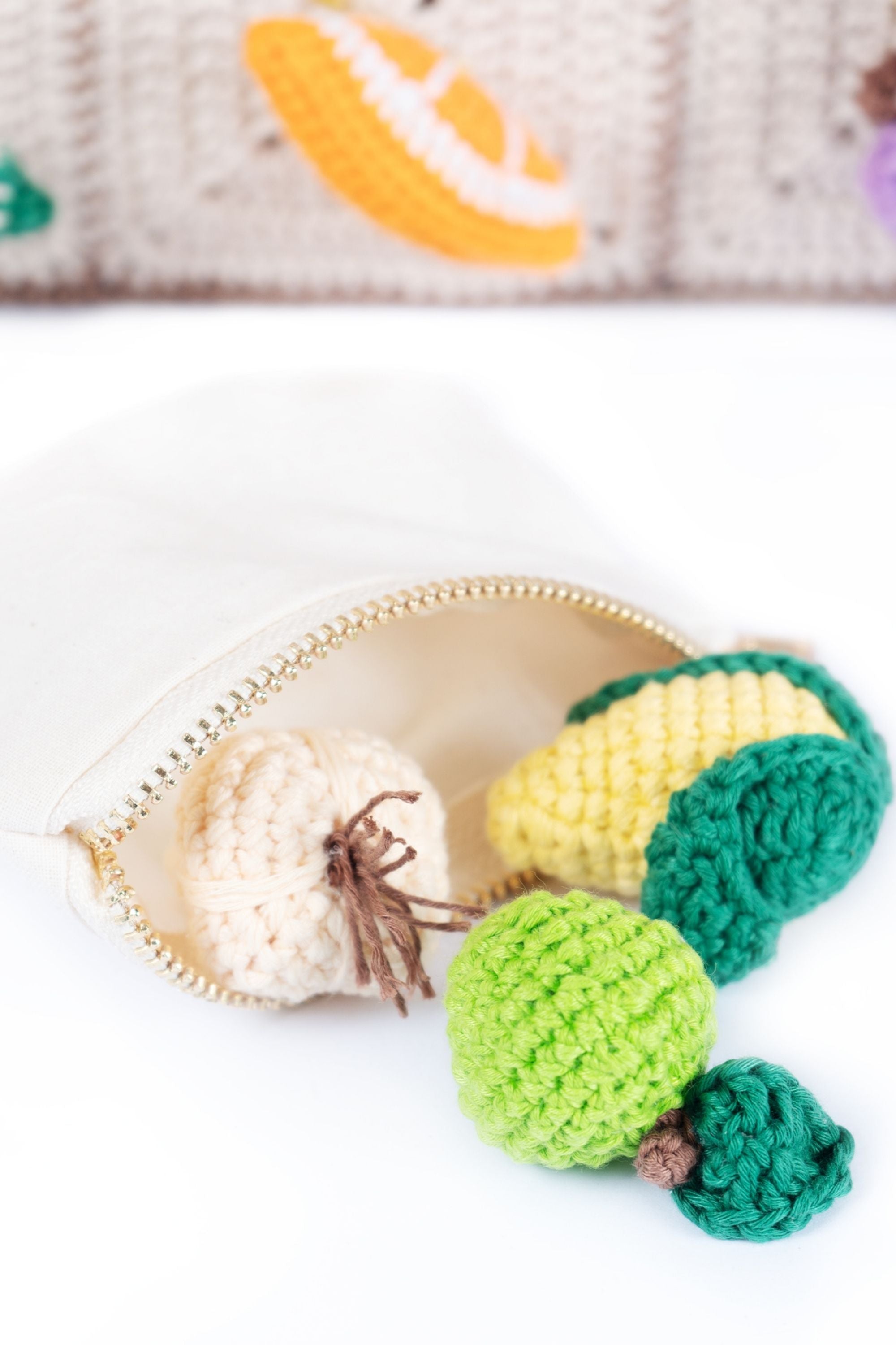 Jelavu Calista Beige/ Fruit Crossbody
