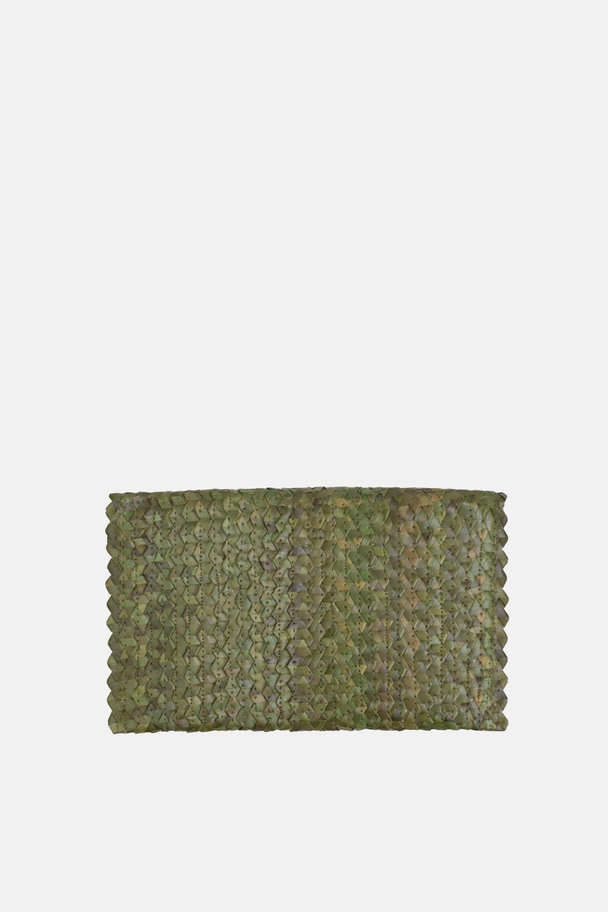 Coco Natural Shell Small Clutch - Moss Green