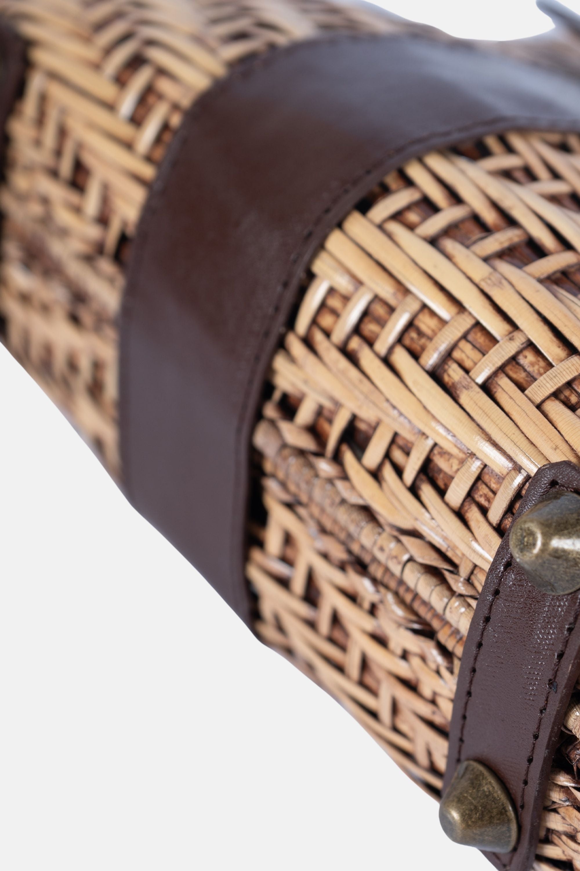 Jelavu Nori Chocolate Medium Crossbody