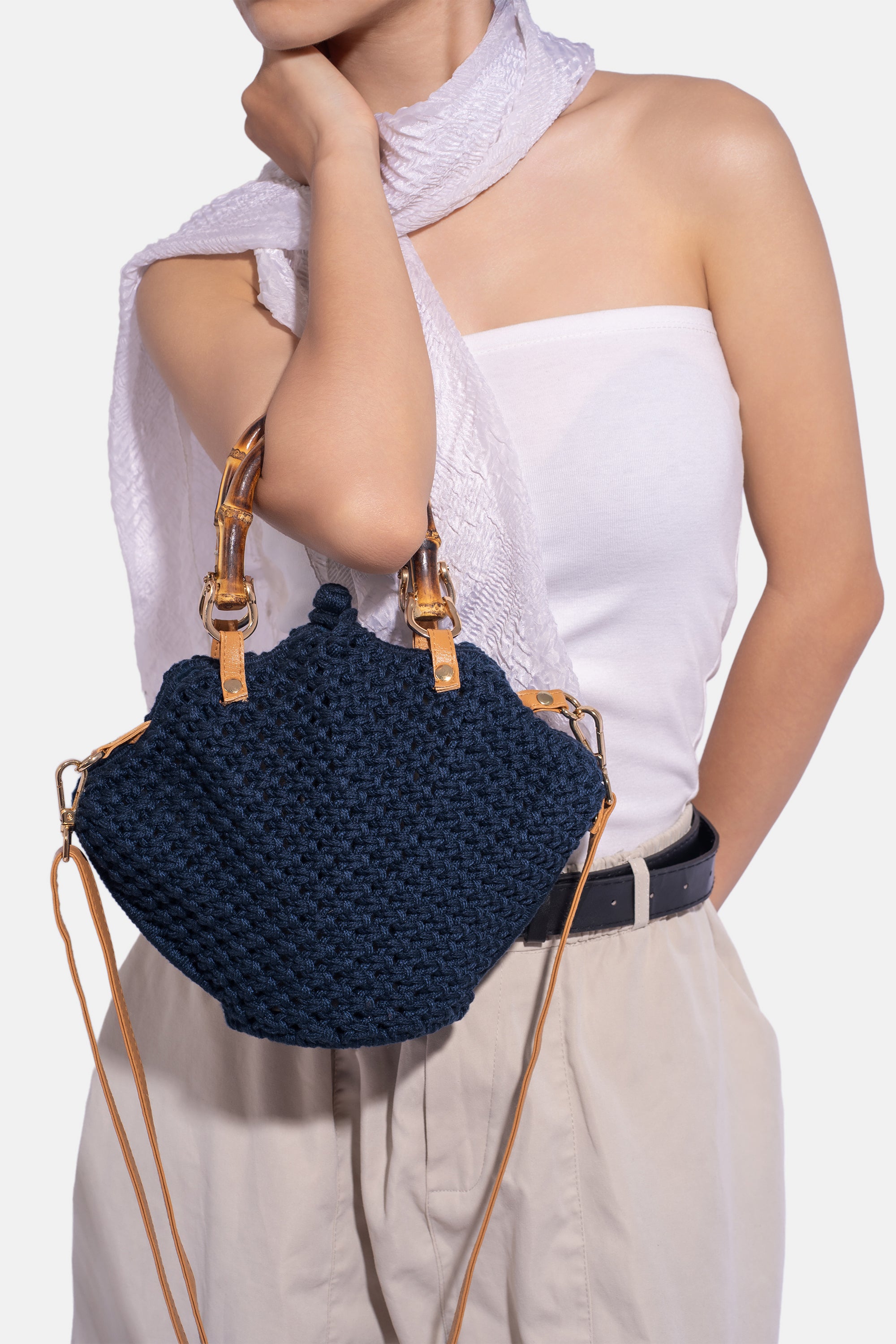 Jelavu - Venus Navy Crochette Shell Bag