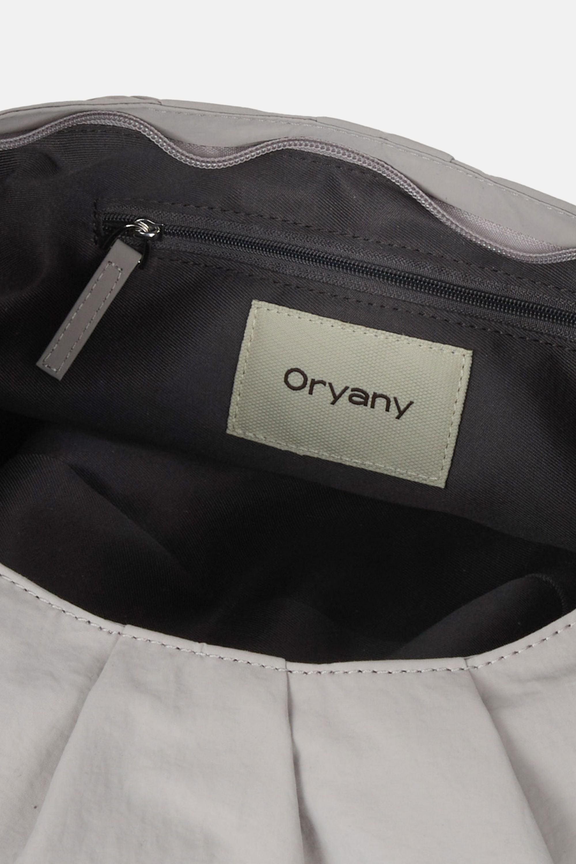 Croissant Shoulder Bag - Foggy / One size