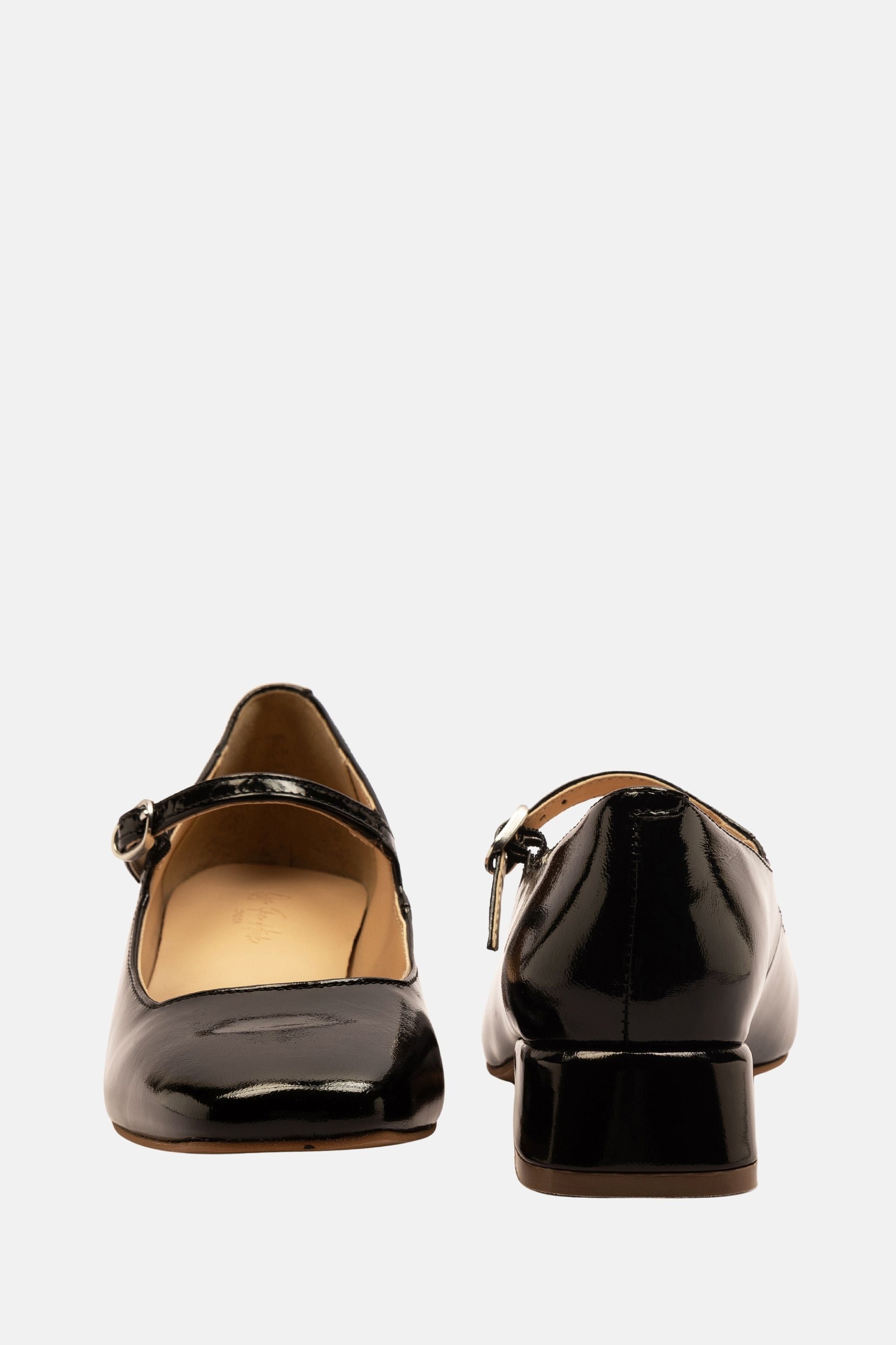 Off The Hook London Piccadilly - Sandals