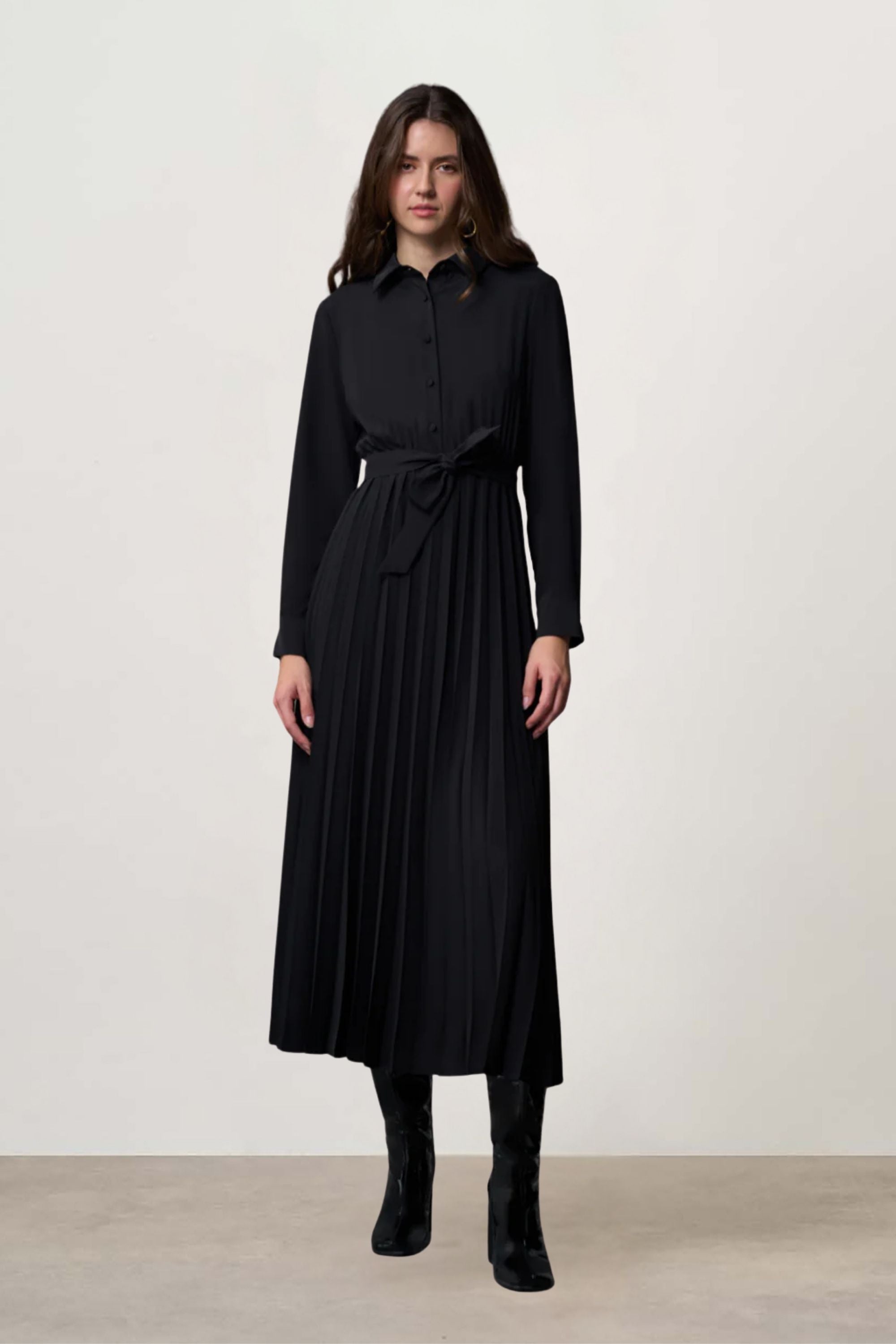 open lace back dress Mizalle Pleated Shirt Dress
