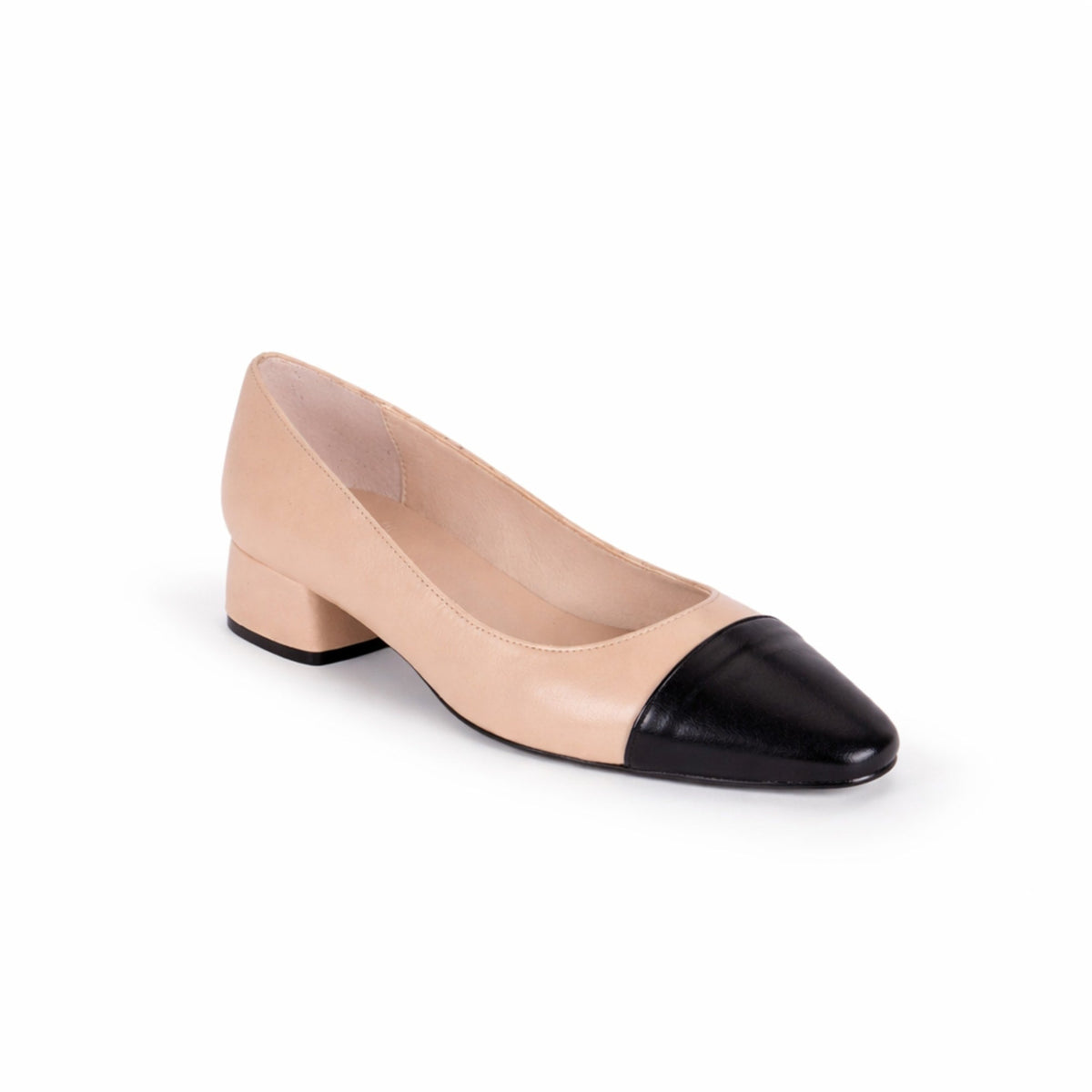 Berta Nude with Black Tip