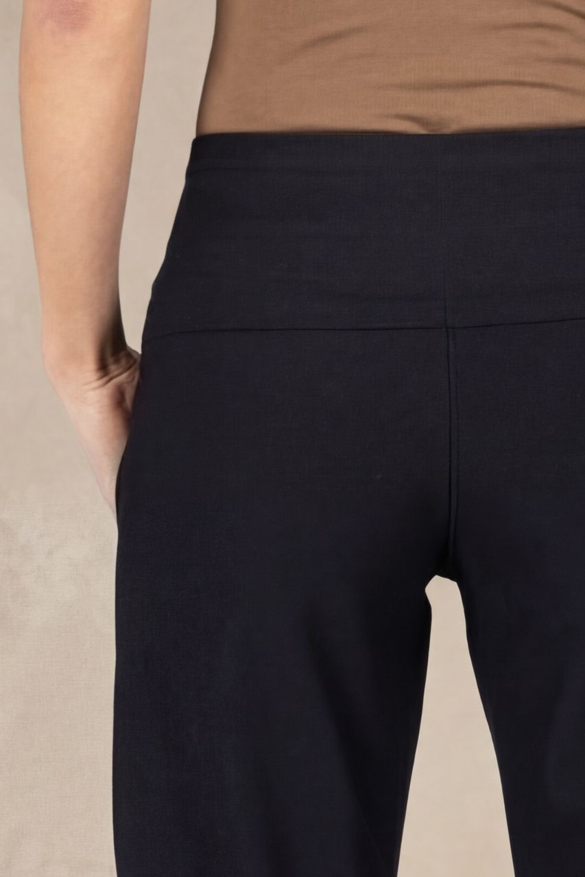 TRAVELER PANT: BLACK TRAVELFLEX