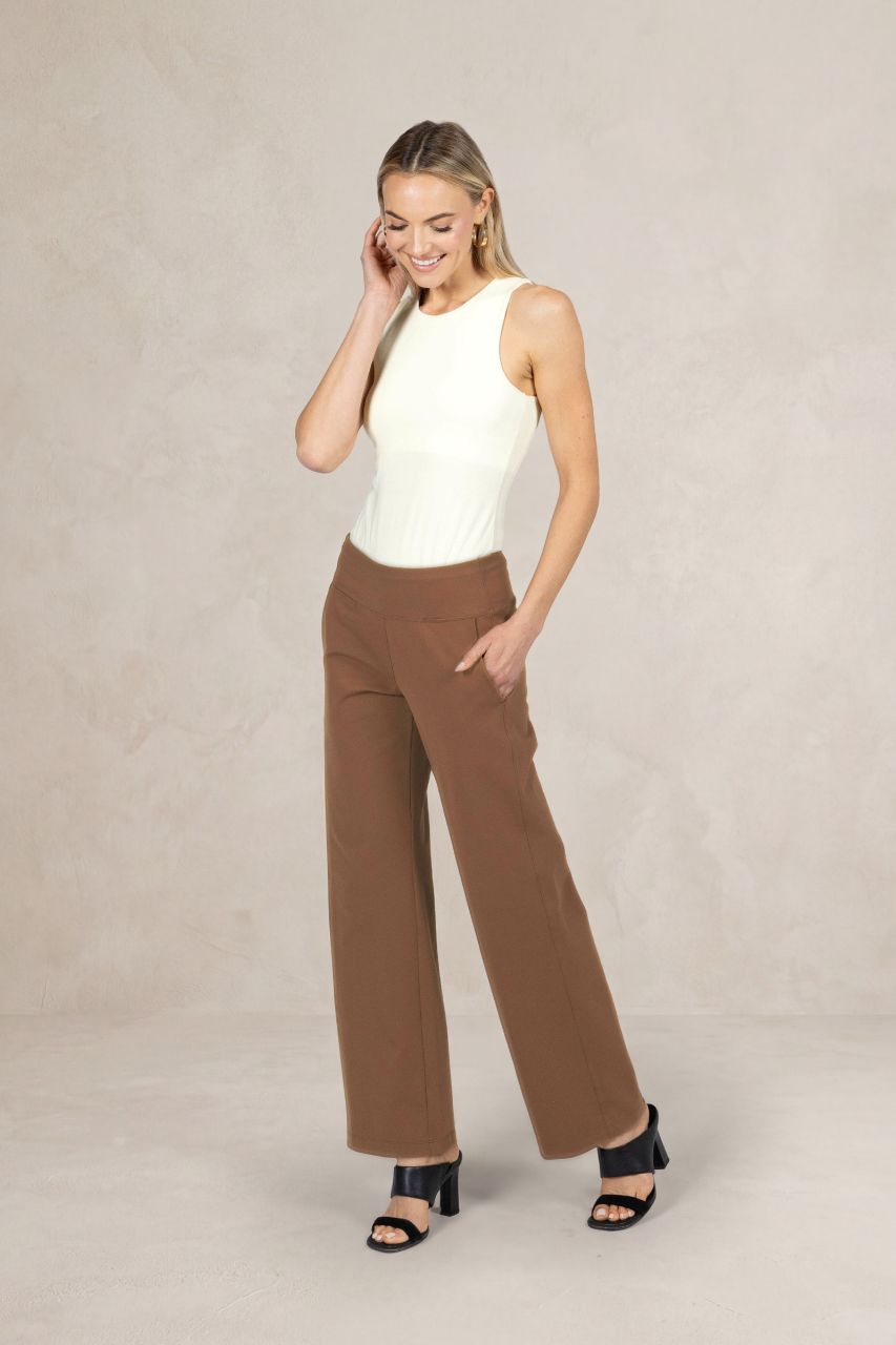 TRAVELER PANT: DARK KHAKI