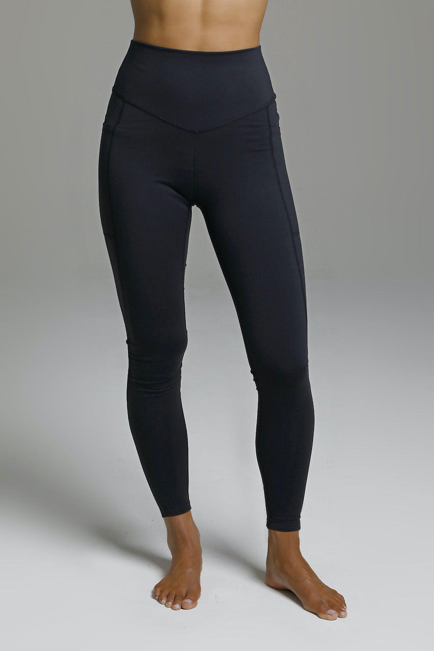 DUCHESS YOGA 7/8 LEGGING: BLACK