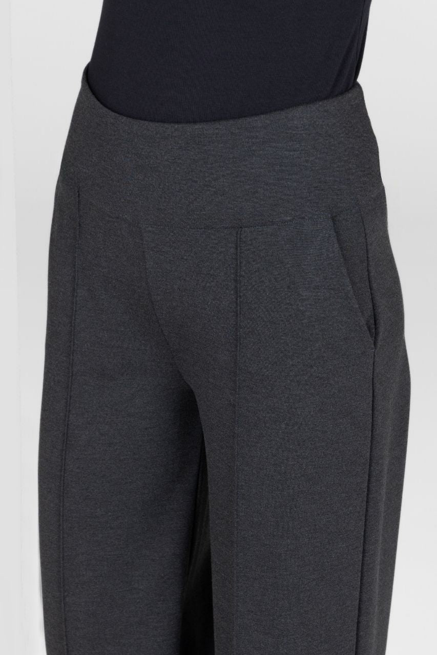 EXECUTIVE PANT: CHARCOAL PONTE