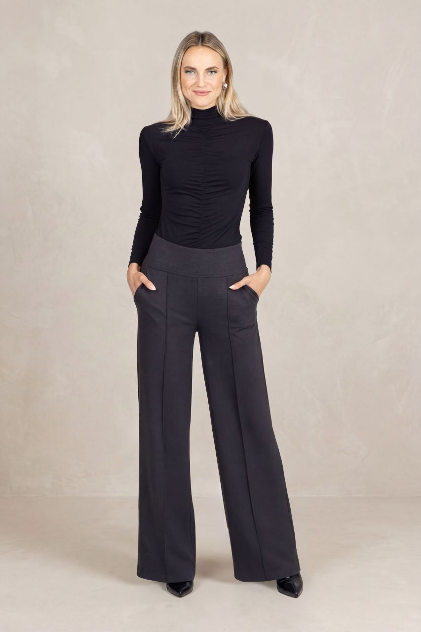 EXECUTIVE PANT: CHARCOAL PONTE