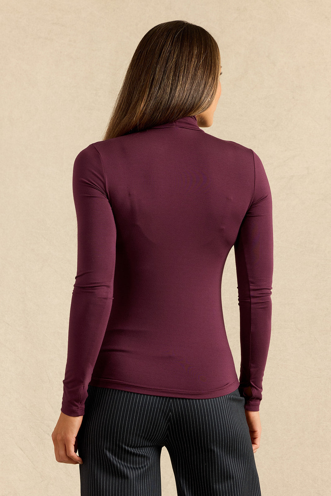 GRACE TURTLENECK: BURGUNDY