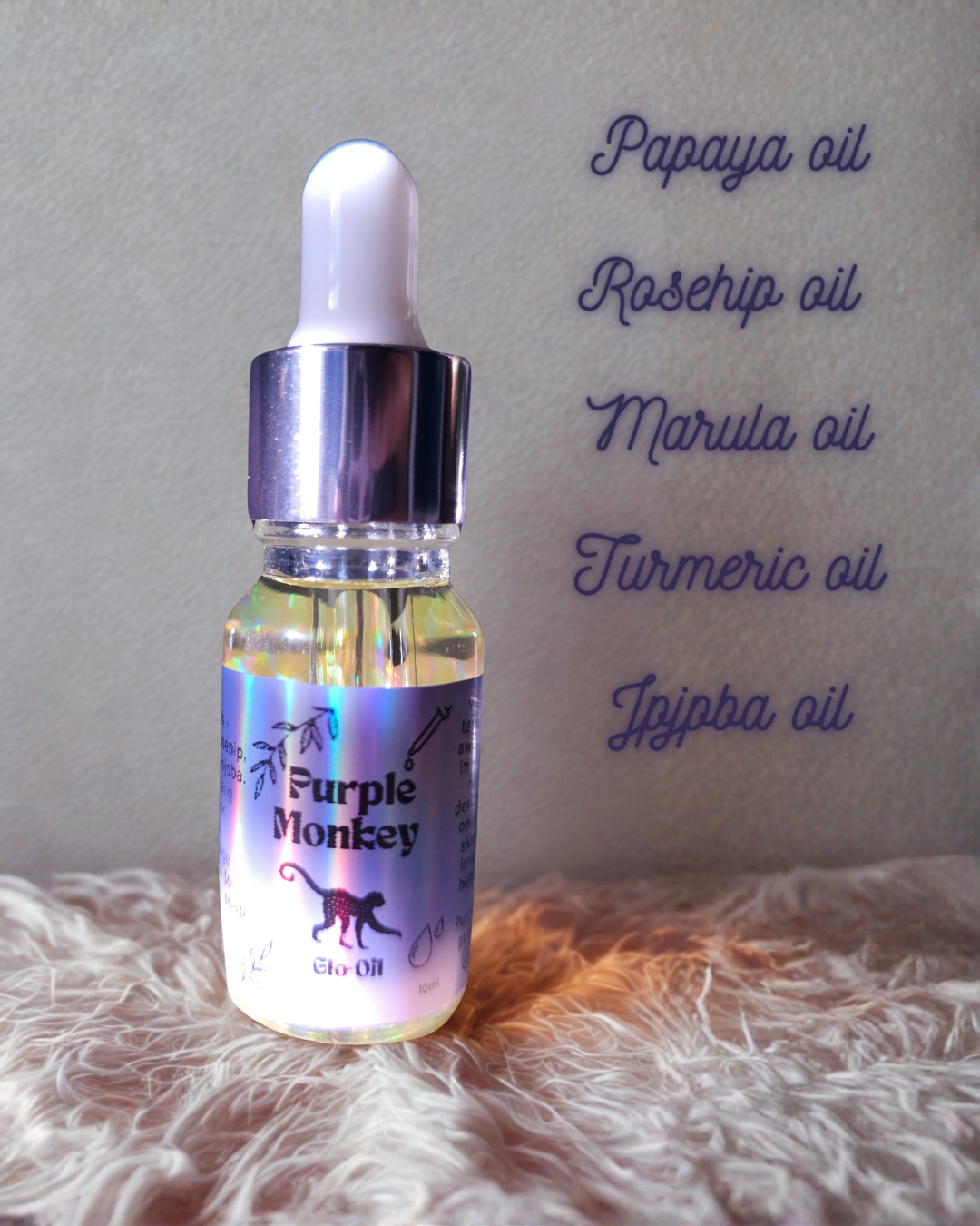 Glow Oil - with turmeric, jojoba and many more for smooth and bright skin - stay tuned