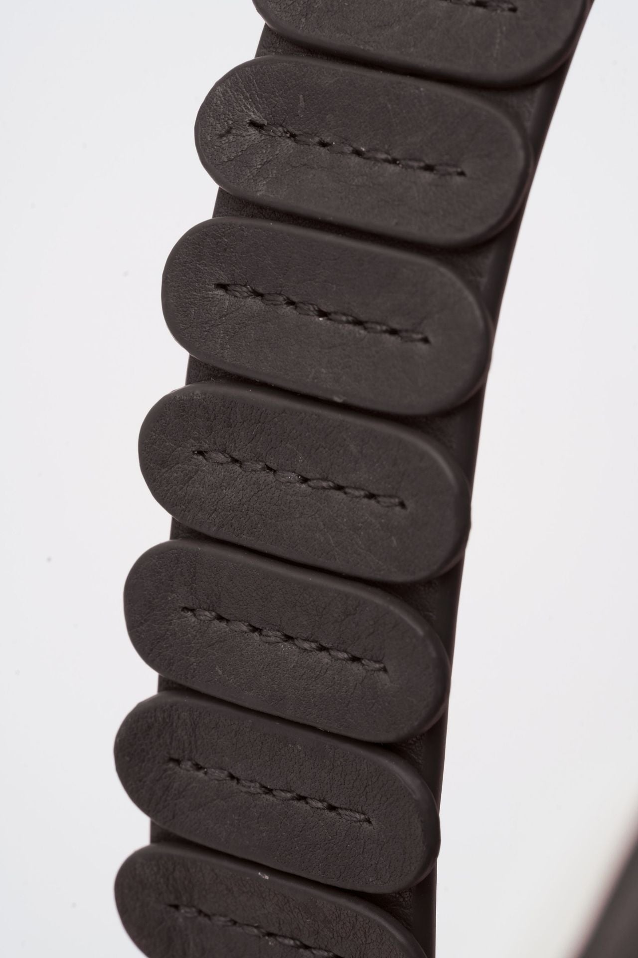 Ecotorie - Leif Chocolate Crossbody