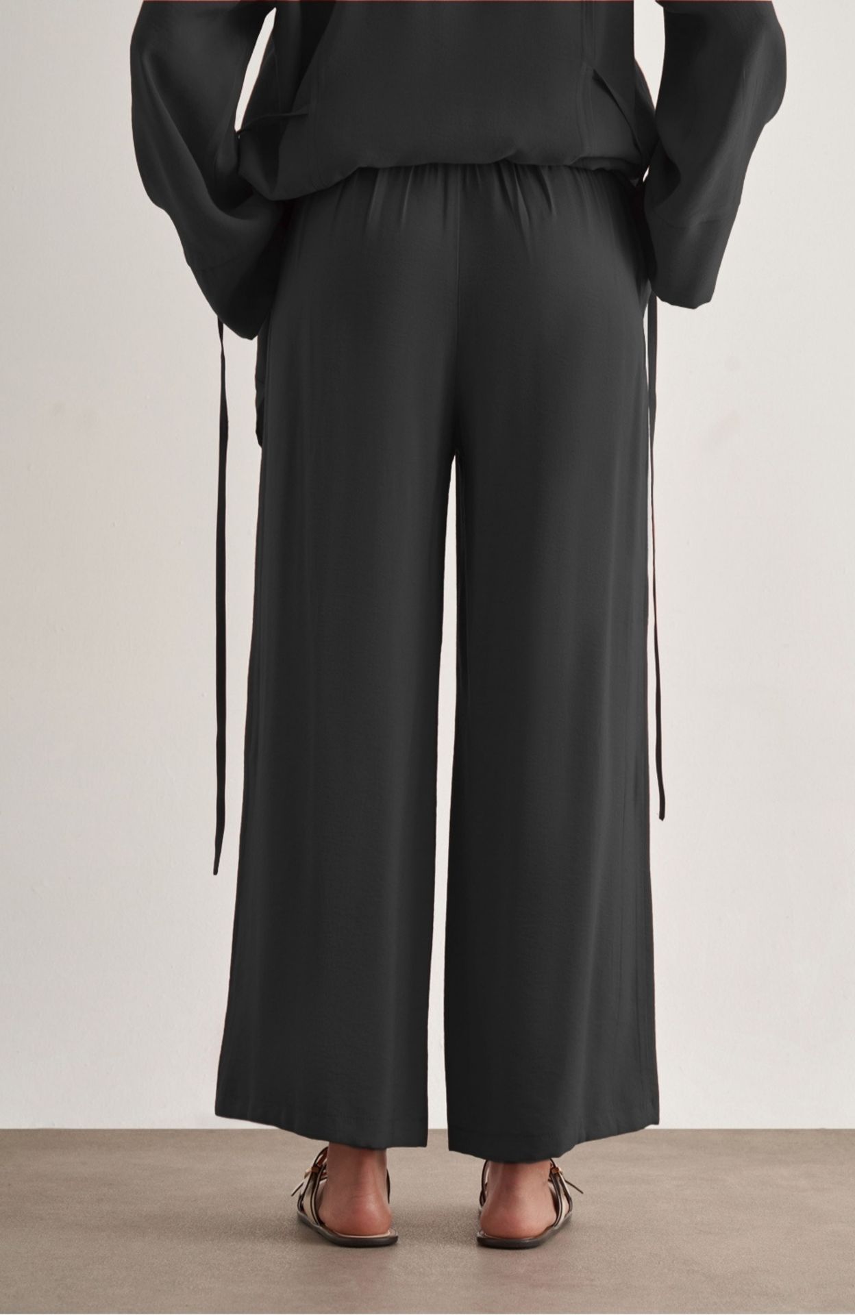 Mizalle Women's Relaxed Pants