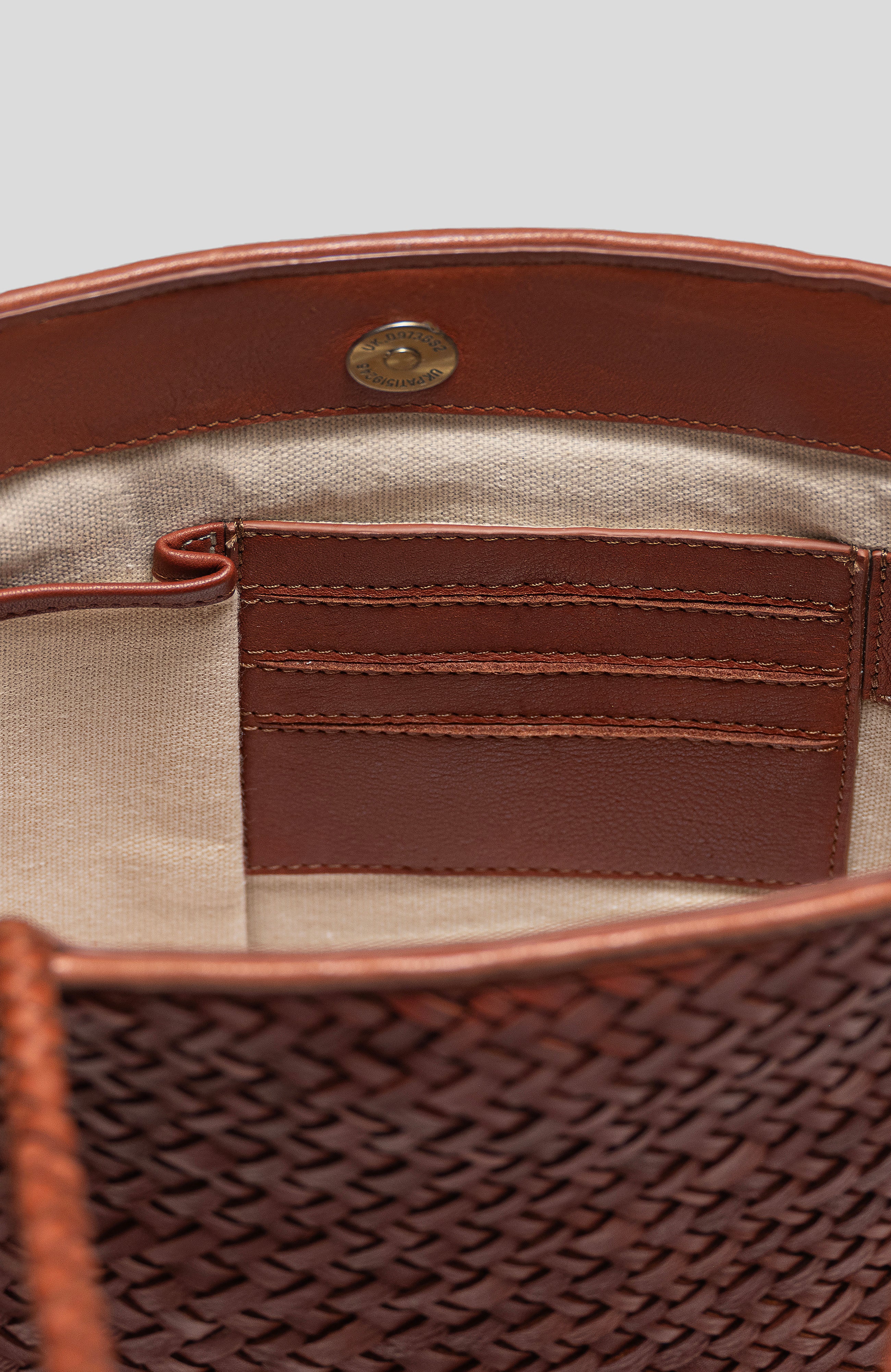 Ecotorie - Arlington - Medium Shoulder Bag - Brandy