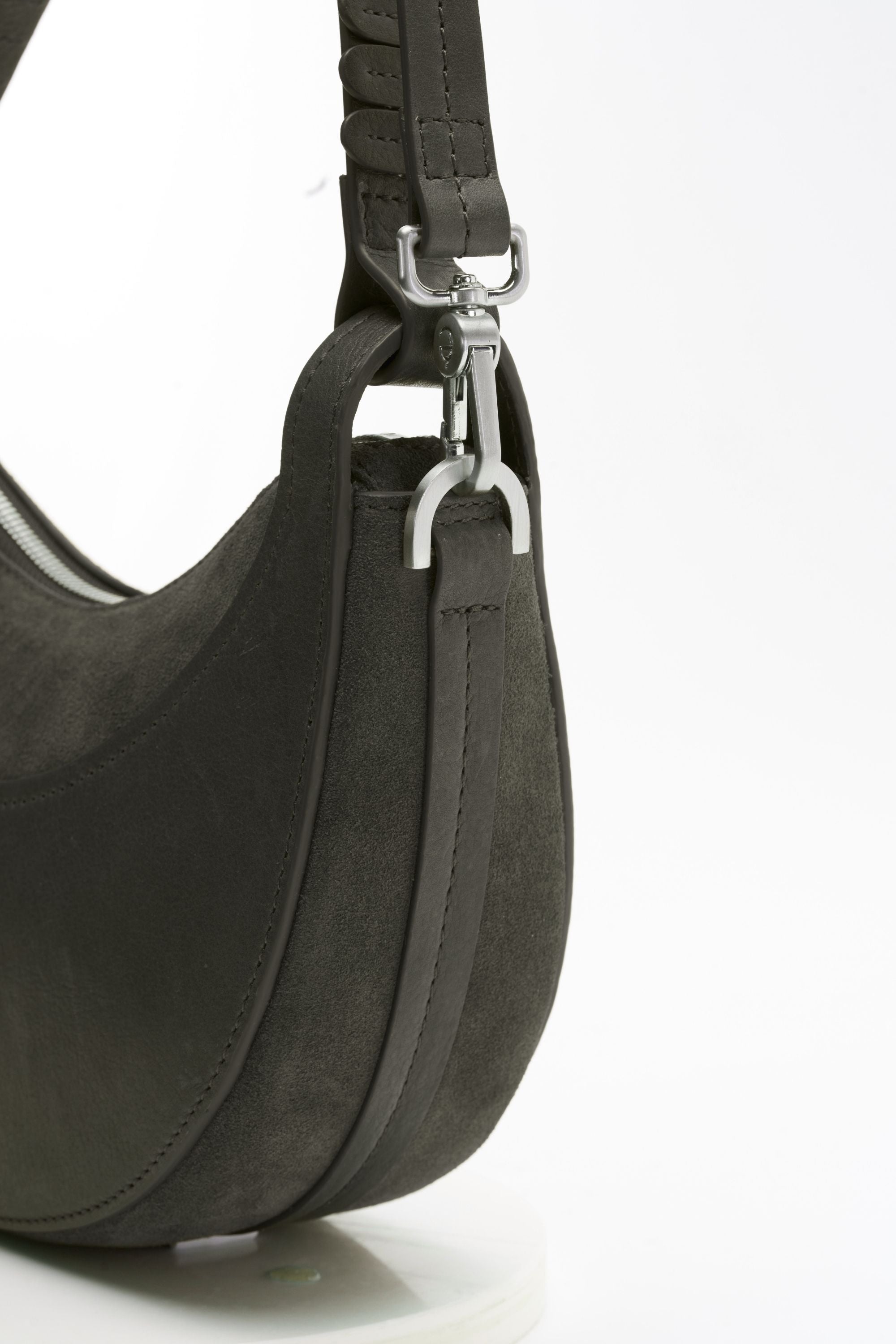 Ecotorie - Leif Dark Moss Crossbody