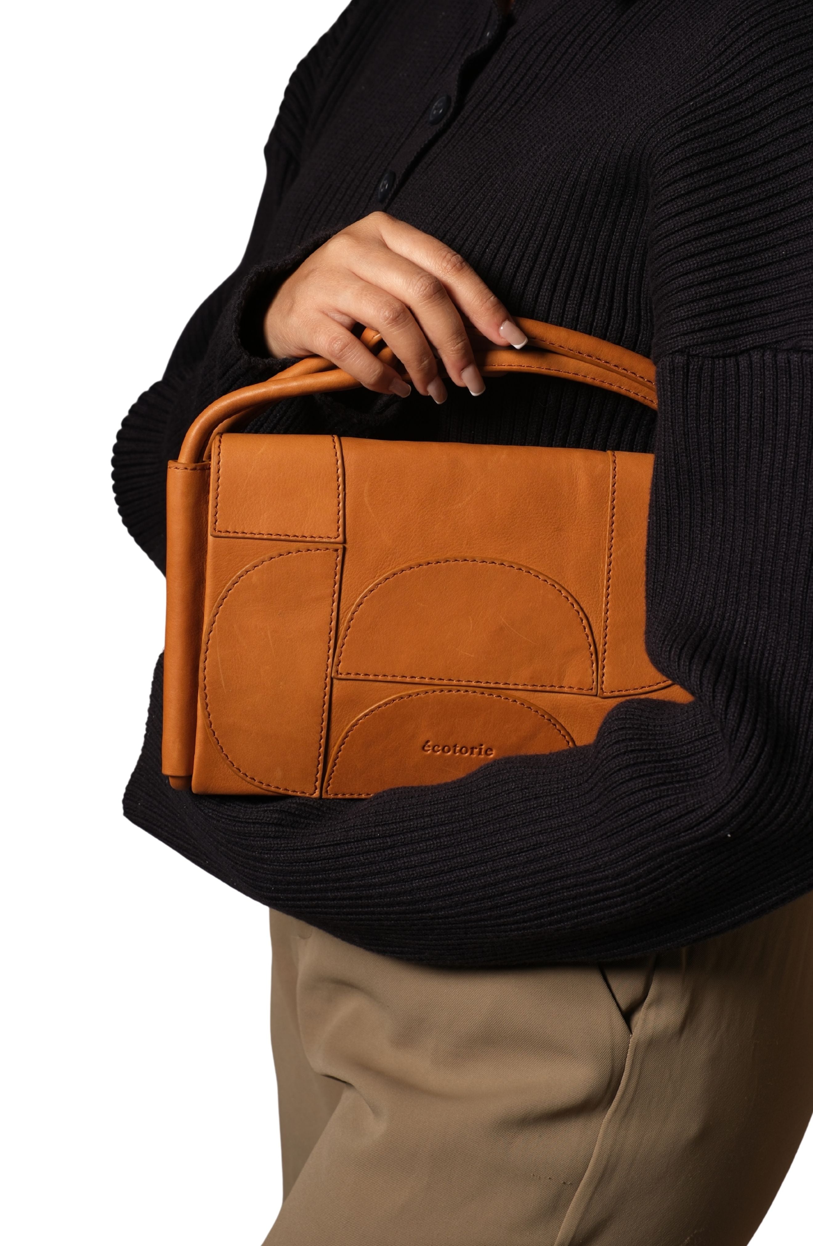 Ecotorie - Martha Black Crossbody