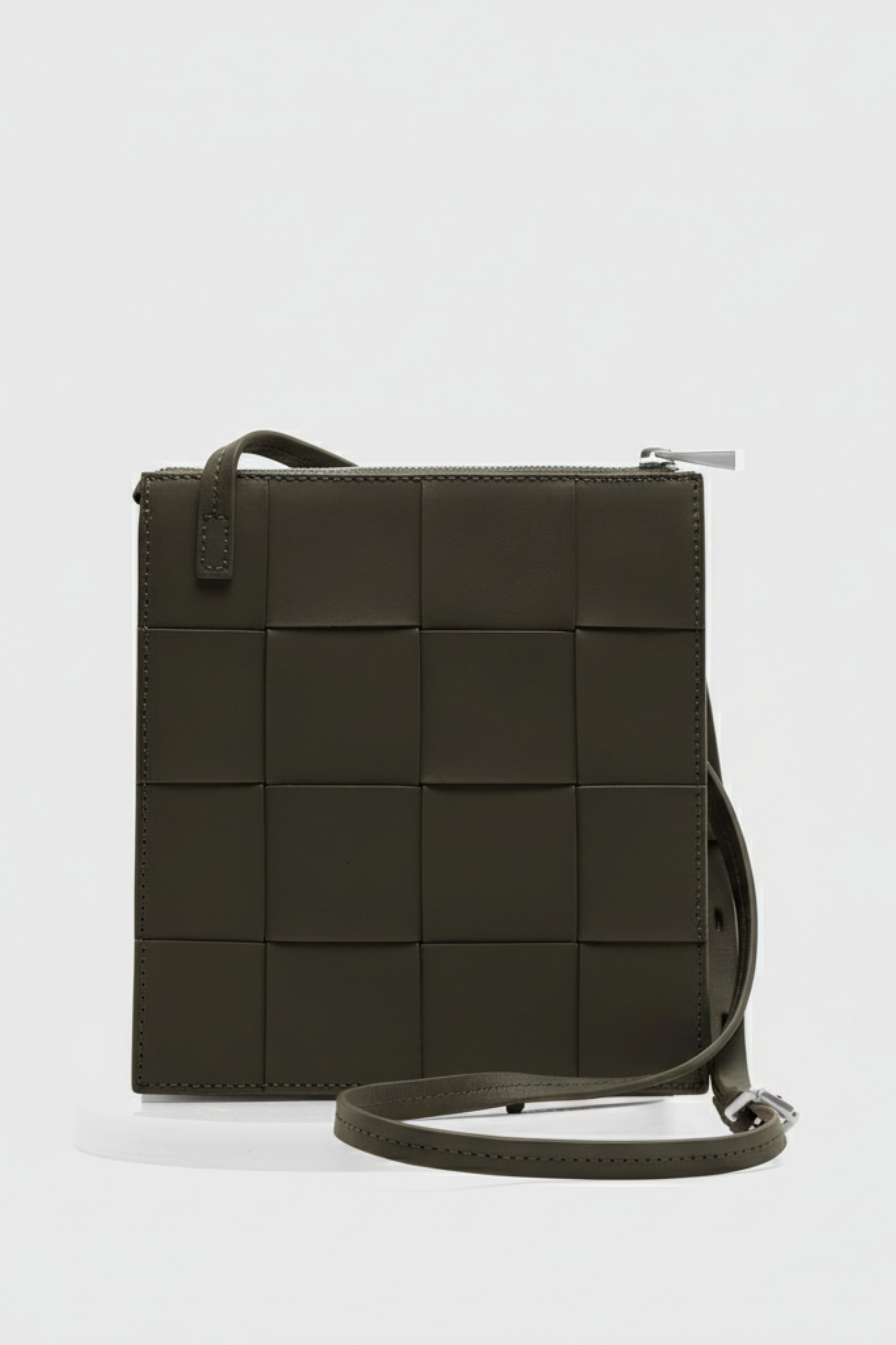 Ecotorie - Polly Dark Moss Woven Crossbody Bag