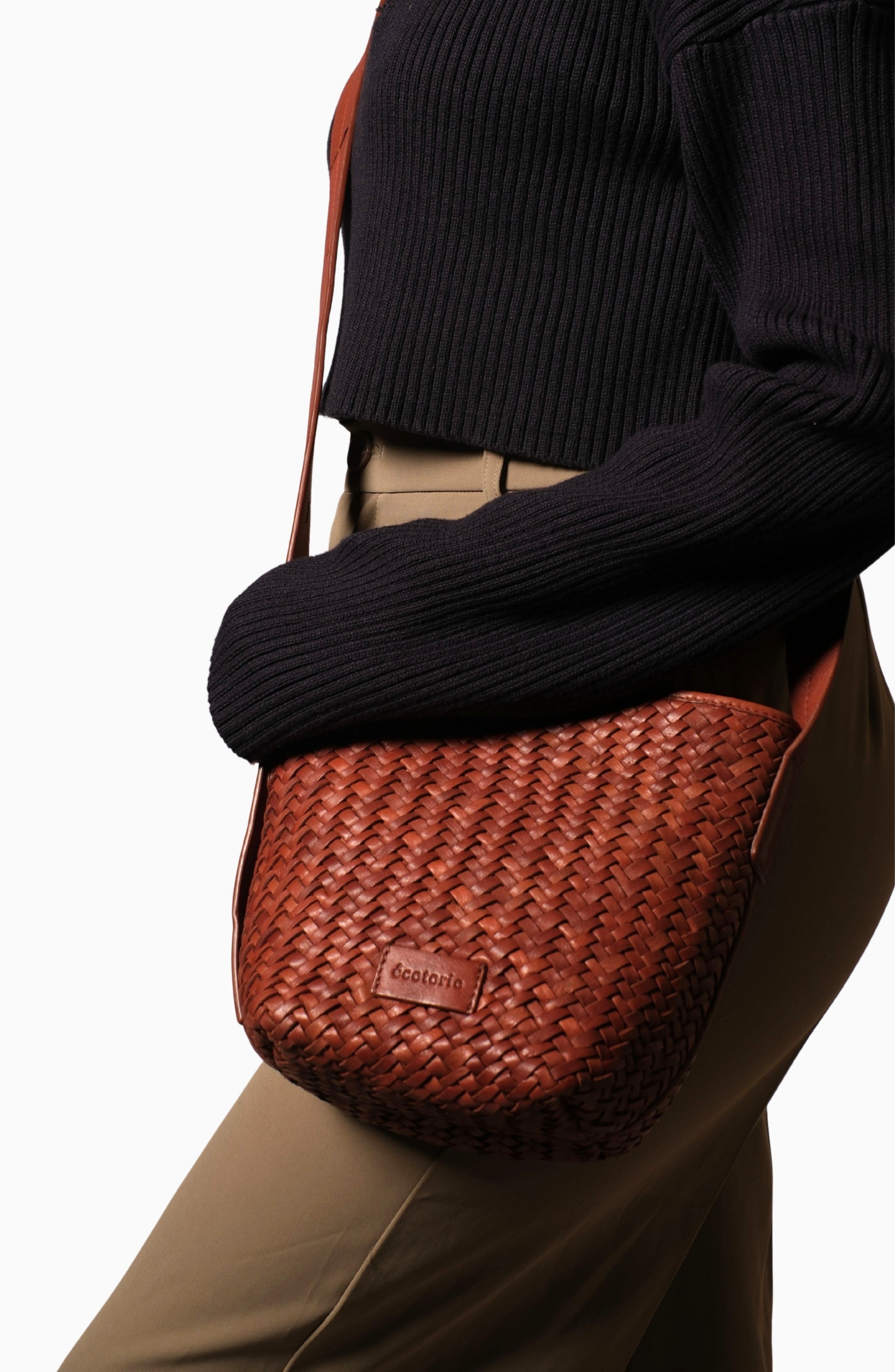 Ecotorie - Waco - Small Crossbody - Black