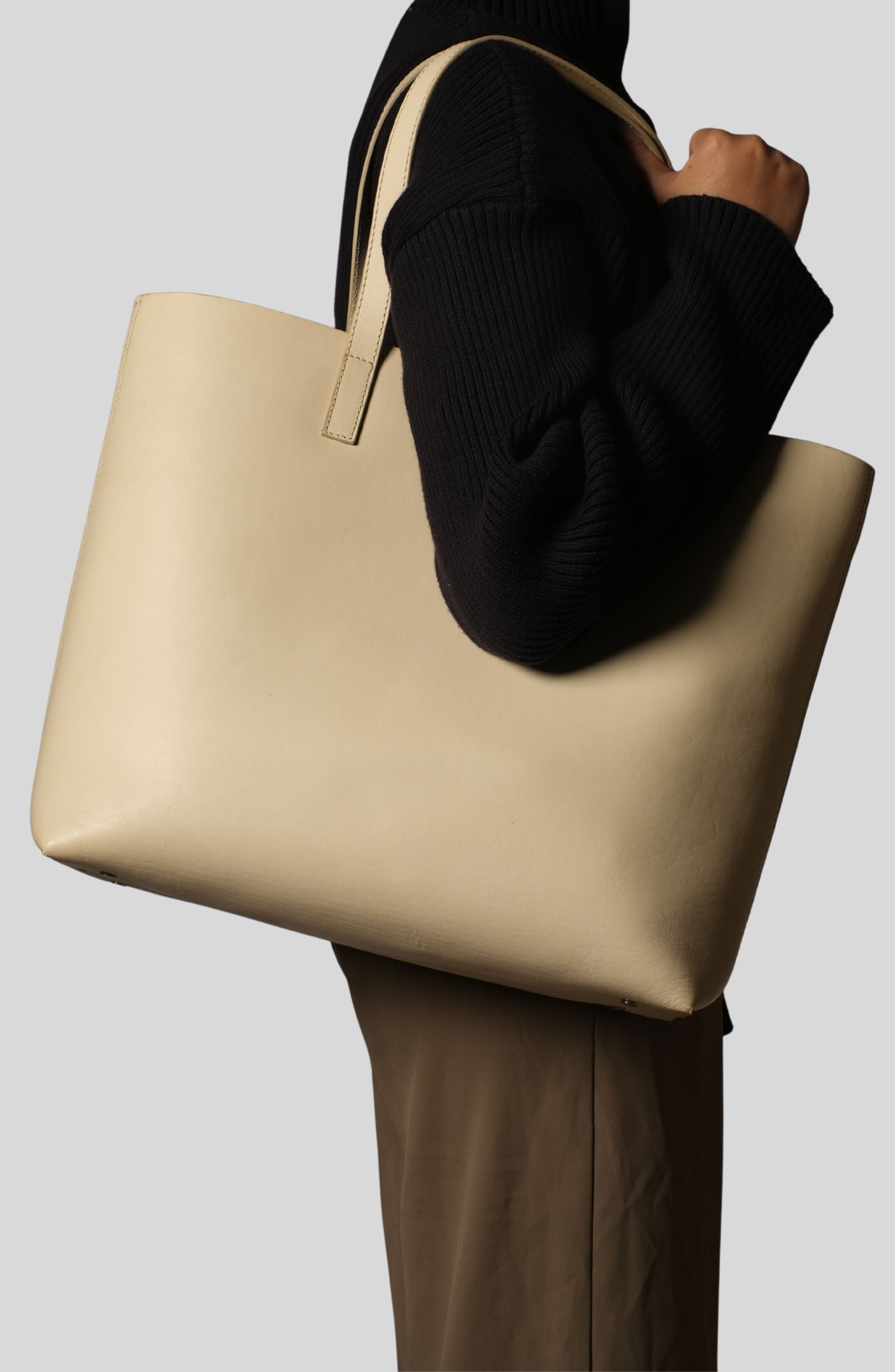 Ecotorie - Agatha Cognac Tote Bag