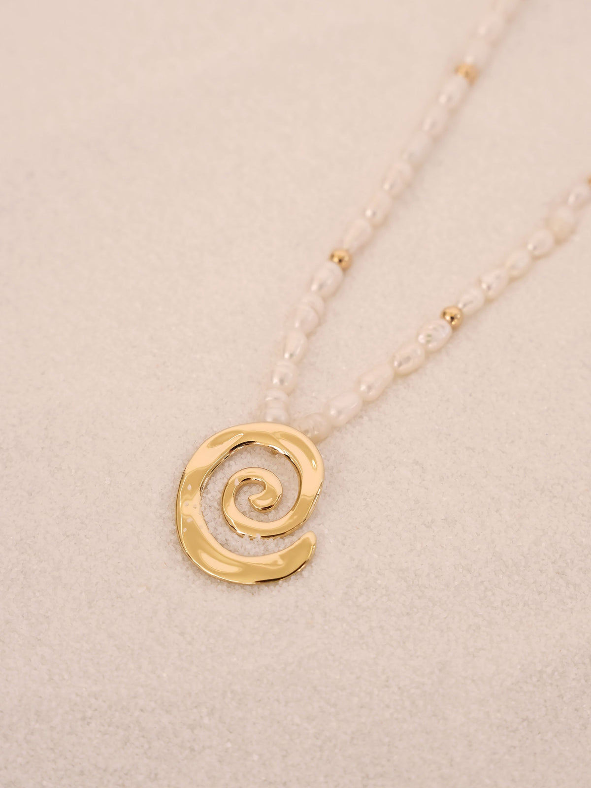 Aura Pearl Necklace