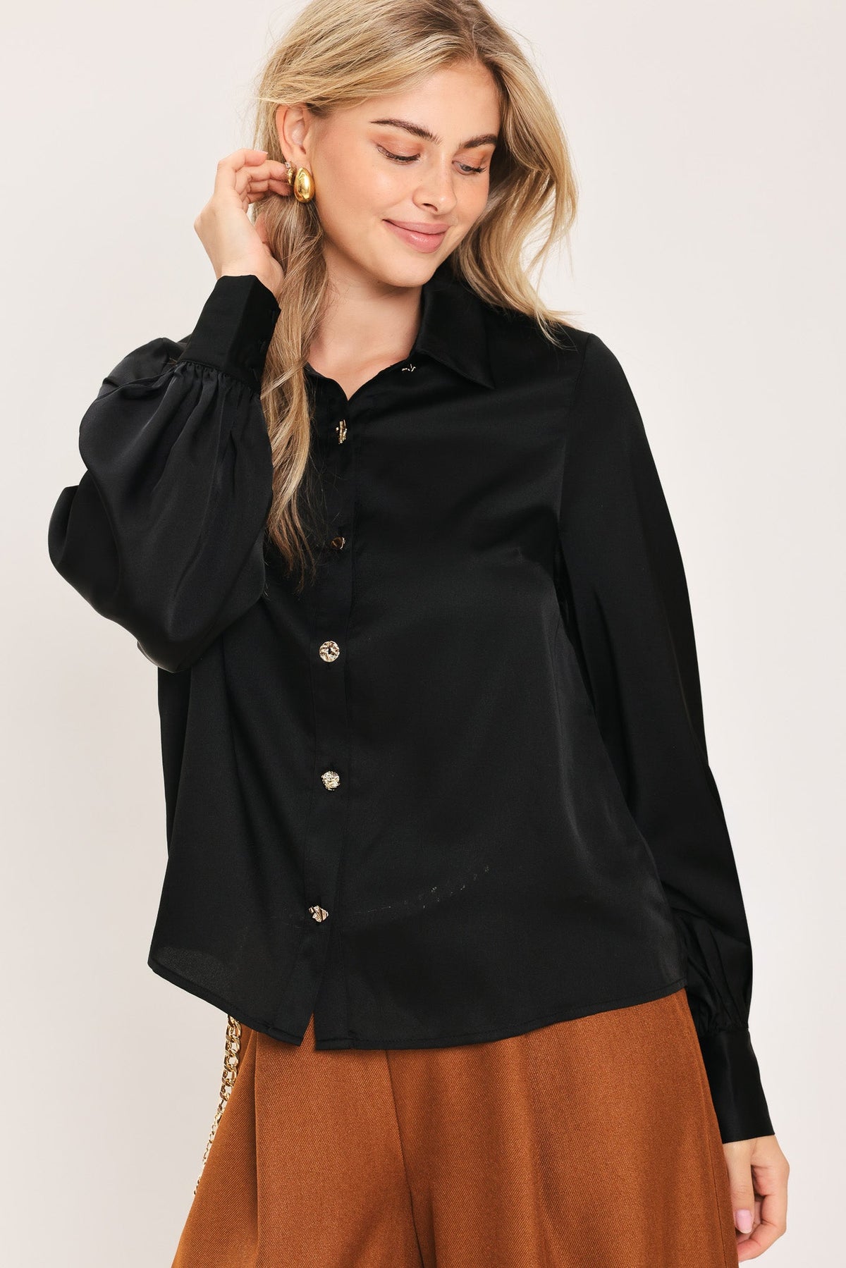 BLACK ORBIT WOVEN TOP