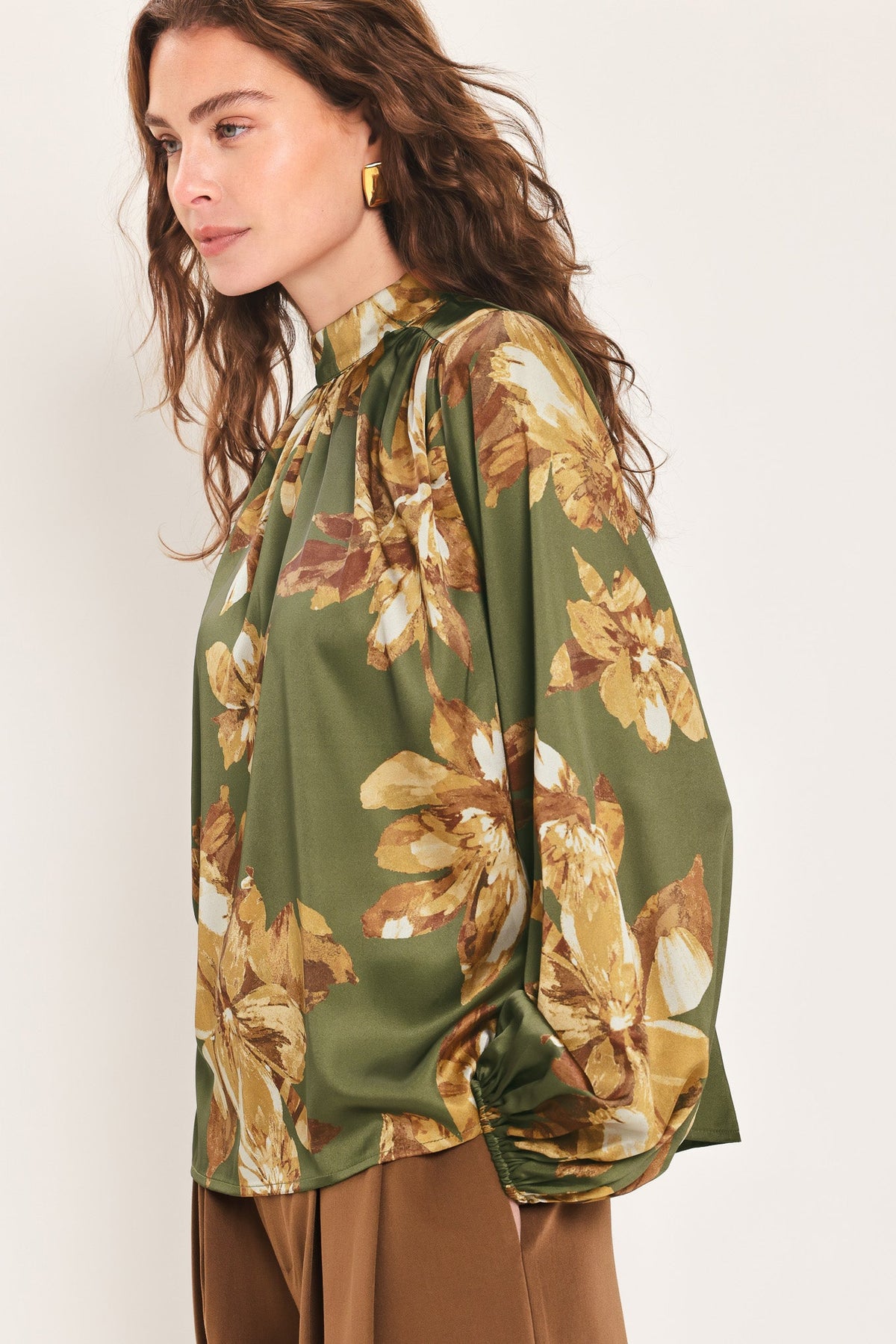 OLIVE ALLURE PRINTED HIGH-NECK BLOUSON-SLEEVE TOP