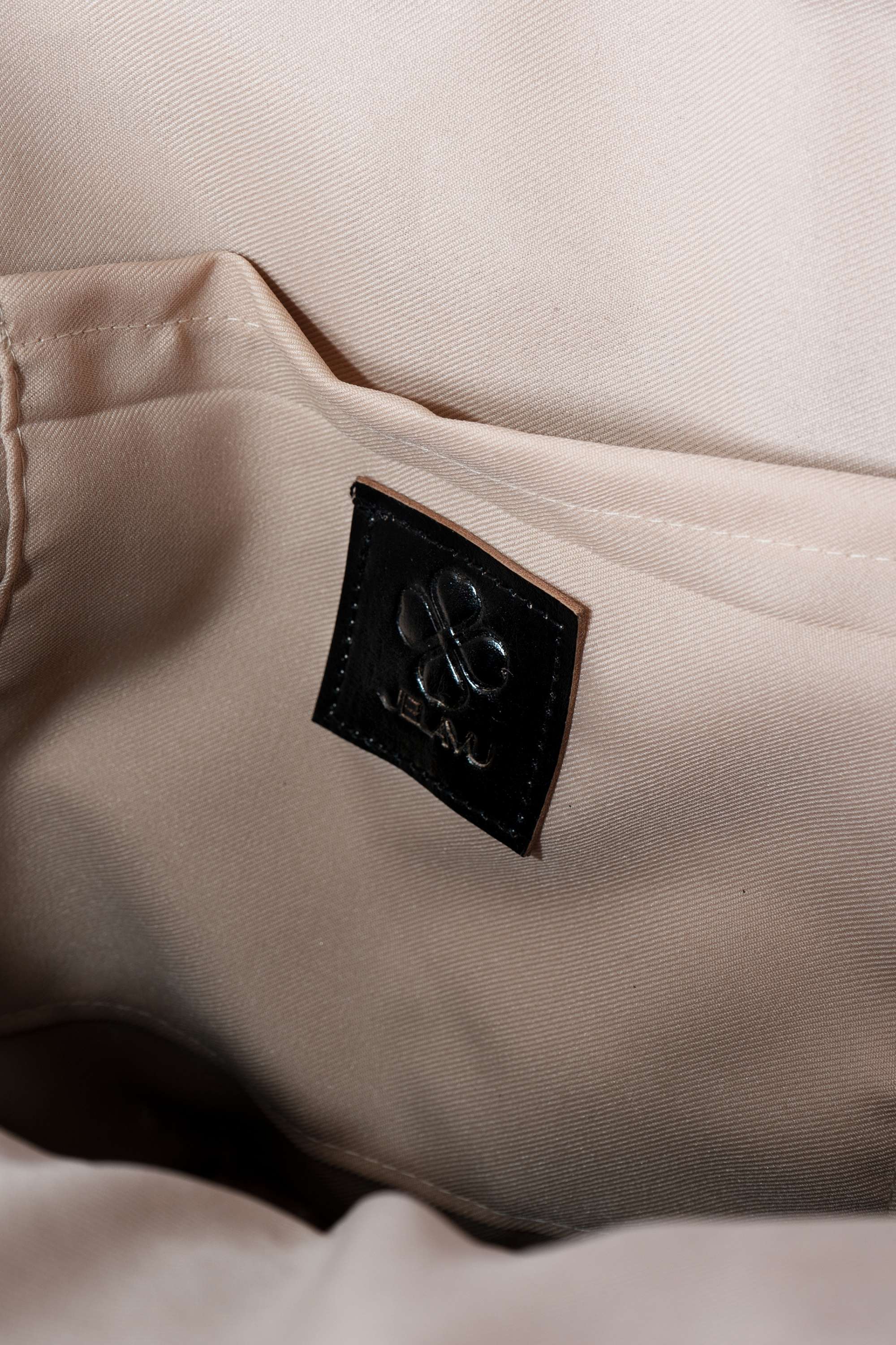 Jelavu - Doris Black Tote Bag