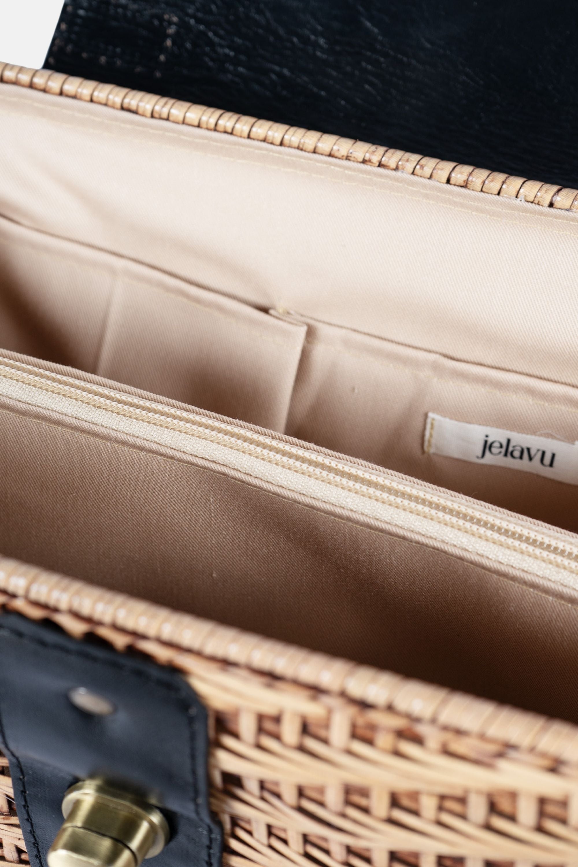 Jelavu Nori Black Medium Crossbody