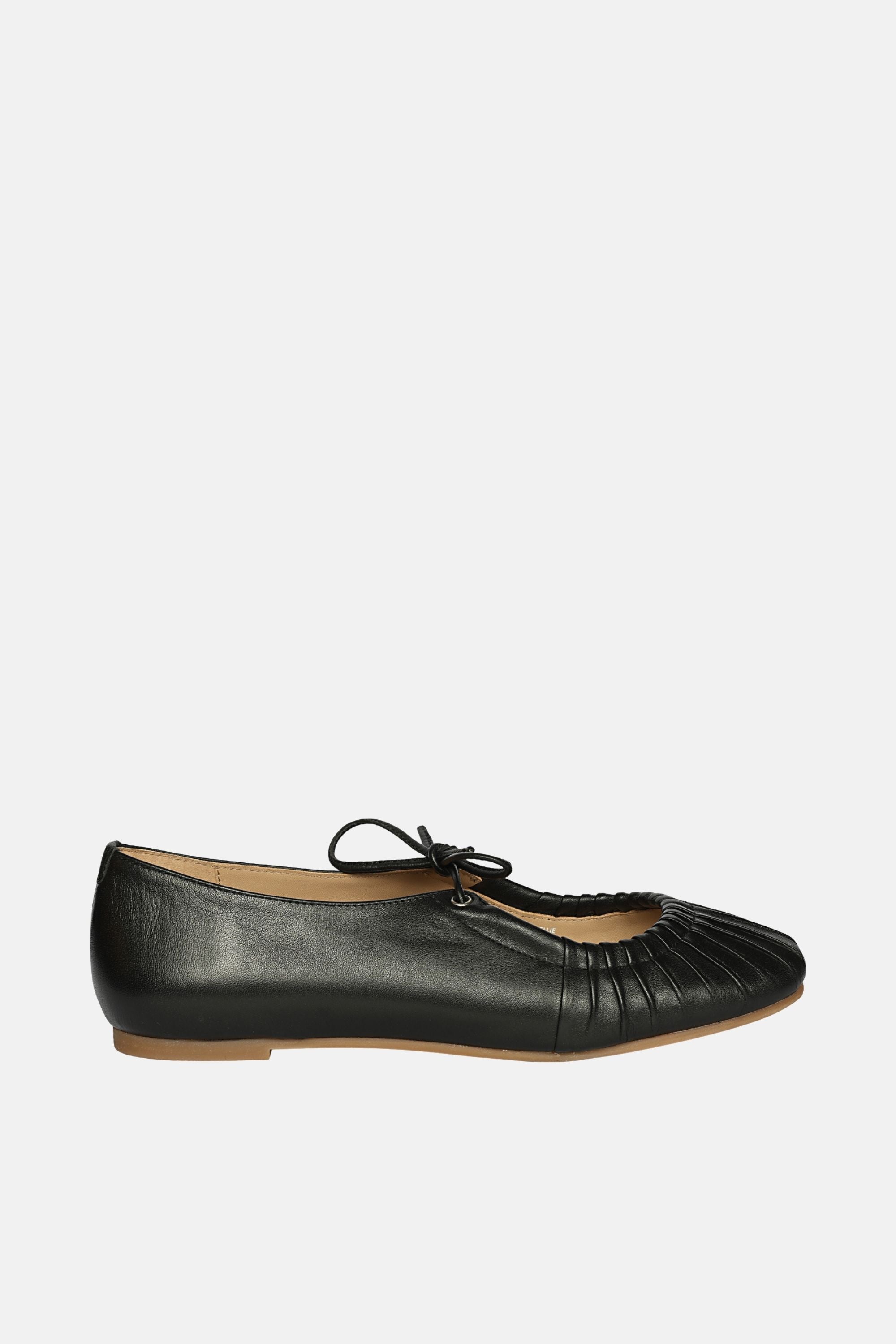Jelavu Ellie Black Leather Ballerina