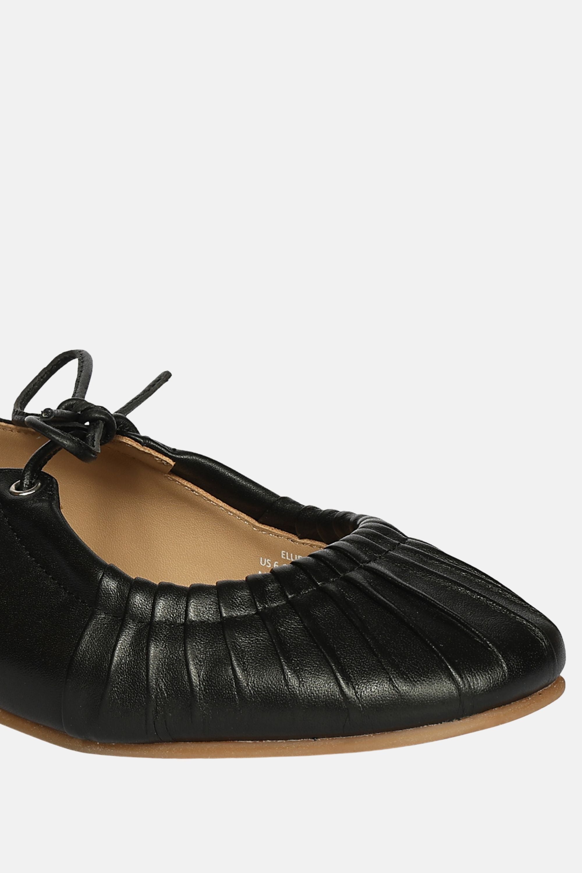 Jelavu Ellie Black Leather Ballerina