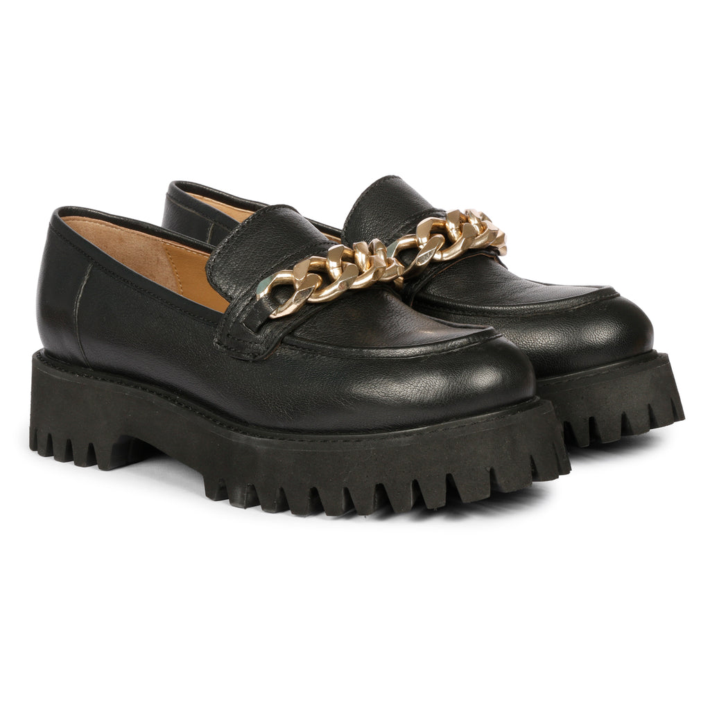 Donna Leather Black Loafers - FutureBrandsGroup