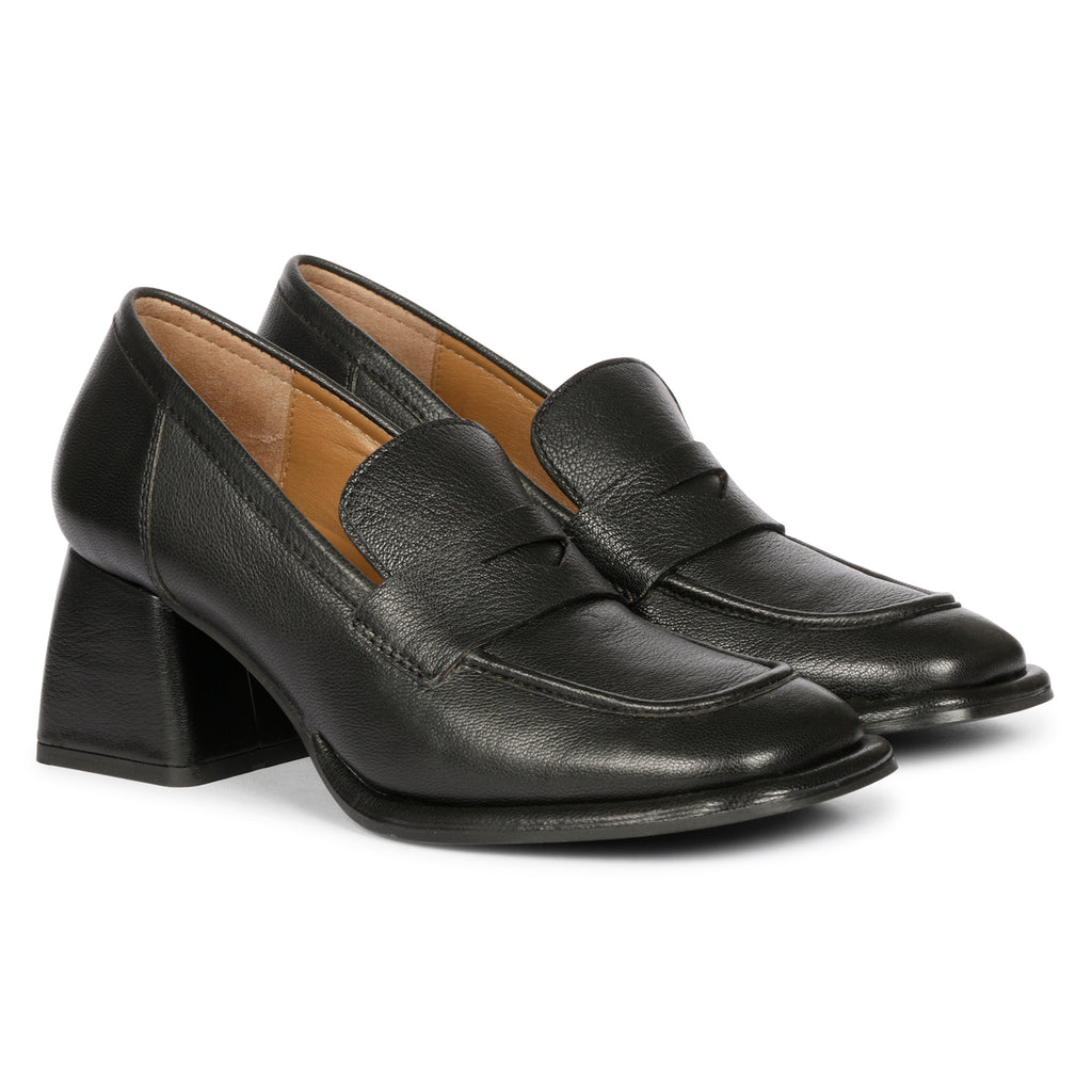 Viviana Black Leather Loafers - FutureBrandsGroup