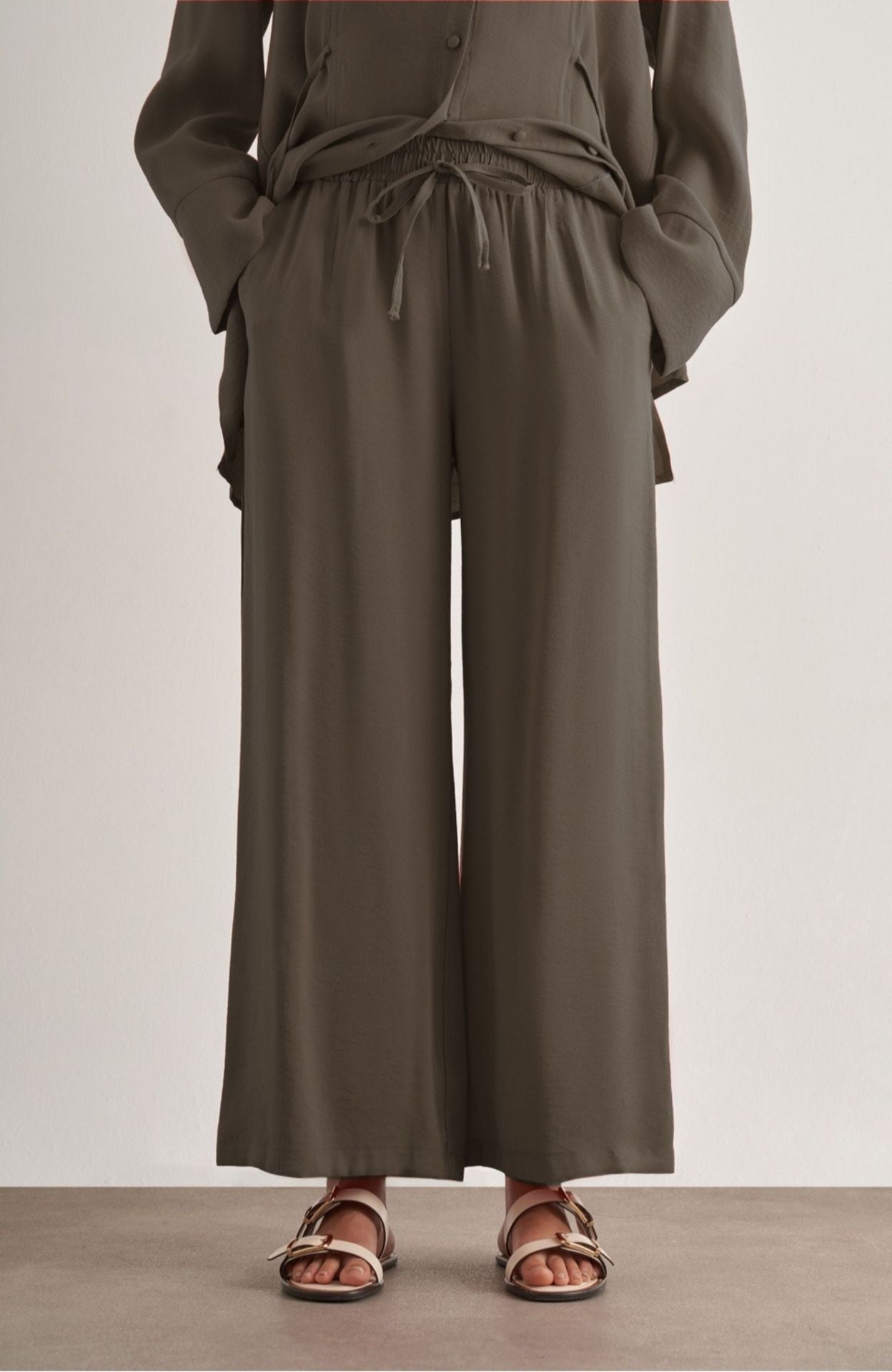 Mizalle Women's Relaxed Pants - Pants