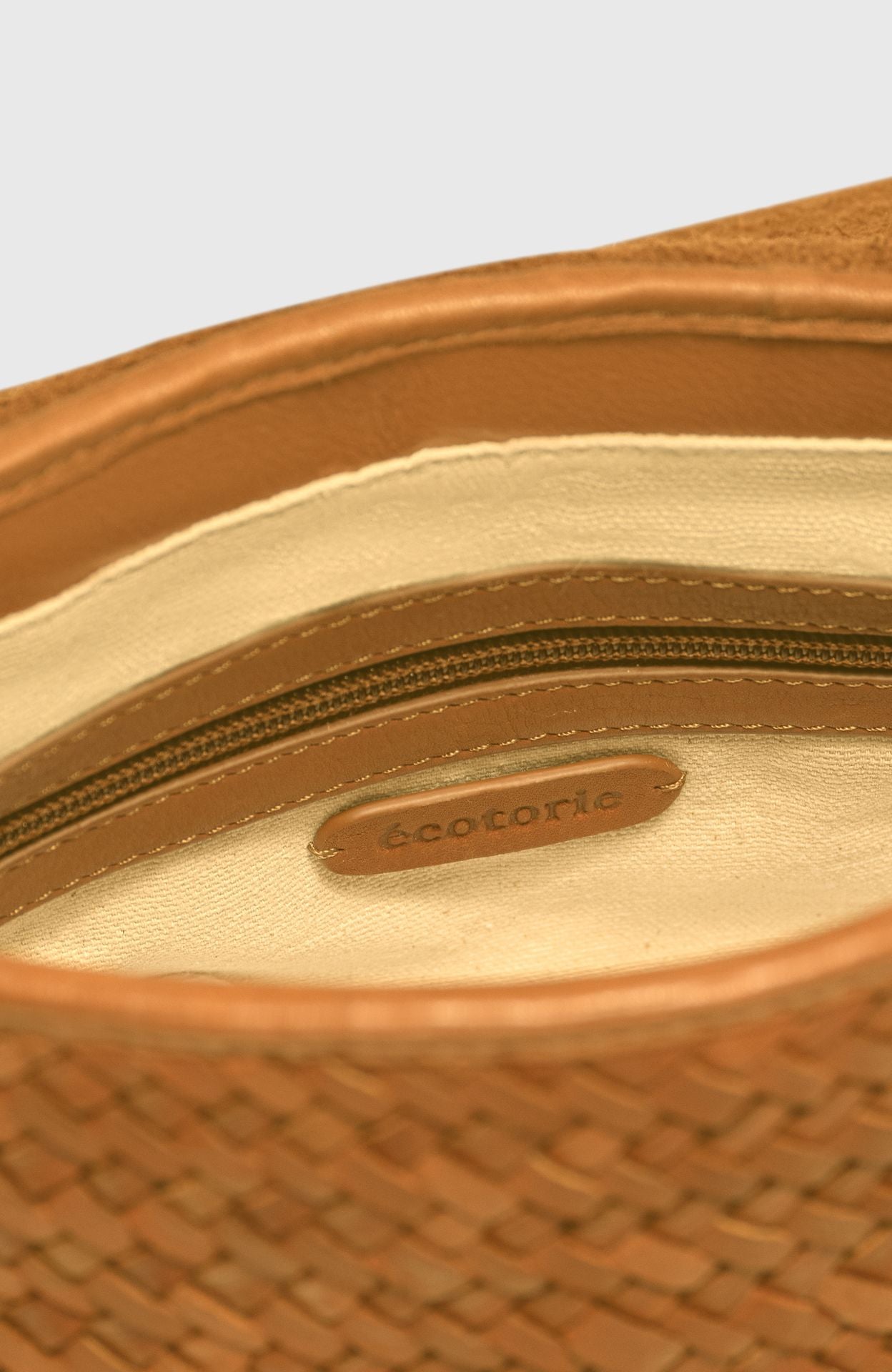Ecotorie - Irving - Hobo Bag - Tan